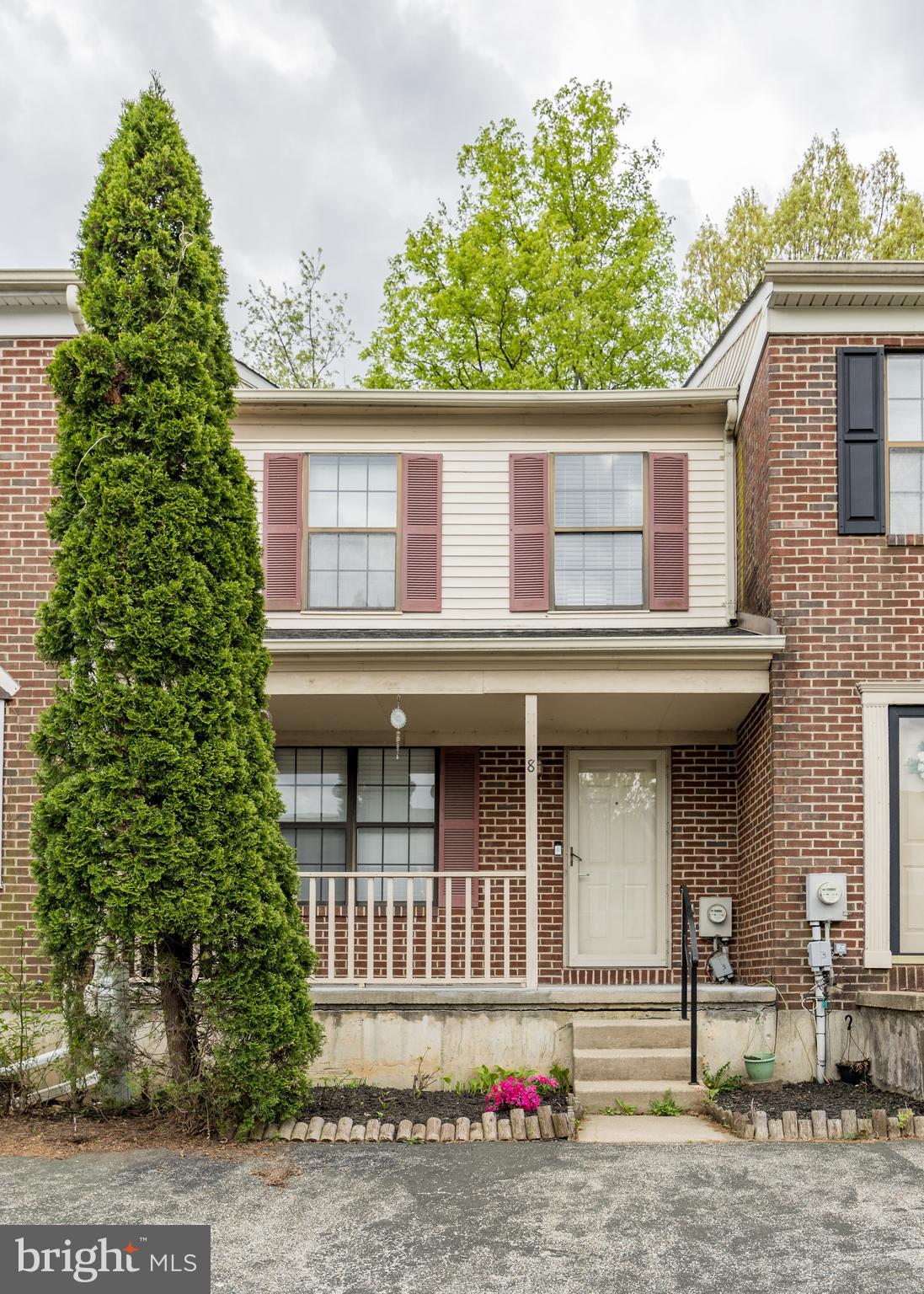 The previous buyer's financing fell through, creating a second chance for savvy buyers! Home inspection has been completed, repairs are in progress, and this home may qualify for grant assistance through select programs.
Move right into this beautifully updated home featuring:
🏡 Brand New Roof with Transferable Warranty
❄️ New HVAC System
🍽️ Renovated Eat-In Kitchen
🛏️ 2 Spacious Freshly Painted Bedrooms
🎬 Partially Finished Basement
🌳 Private Fenced Yard
📍 Easy Access to I-95, Route 1, Shopping, Dining & More
Whether you're a first-time homebuyer, downsizing, or looking for an investment opportunity, this home delivers exceptional value under $250K in today's market.
✨ Modern Updates
✨ Move-In Ready
✨ Prime Location
✨ Incredible Value