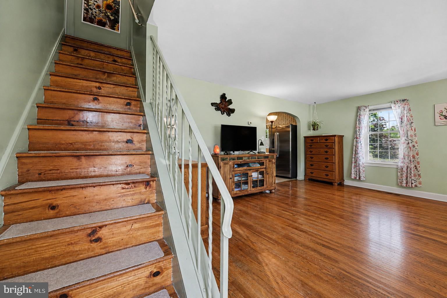HATFIELD MANOR - Residential