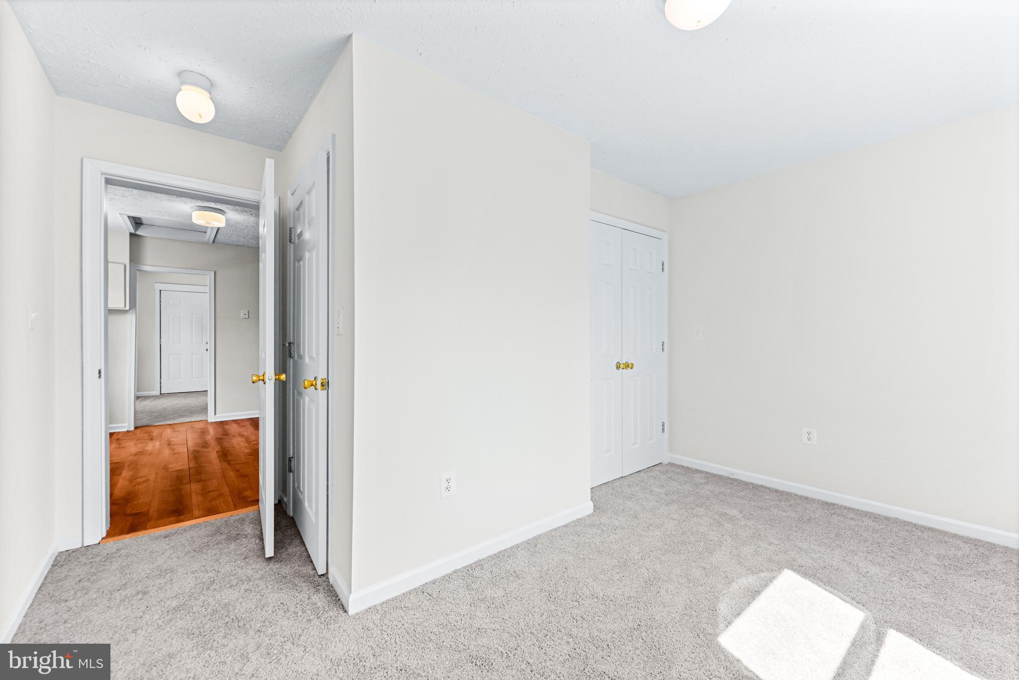 SWAN MEADOWS - Residential