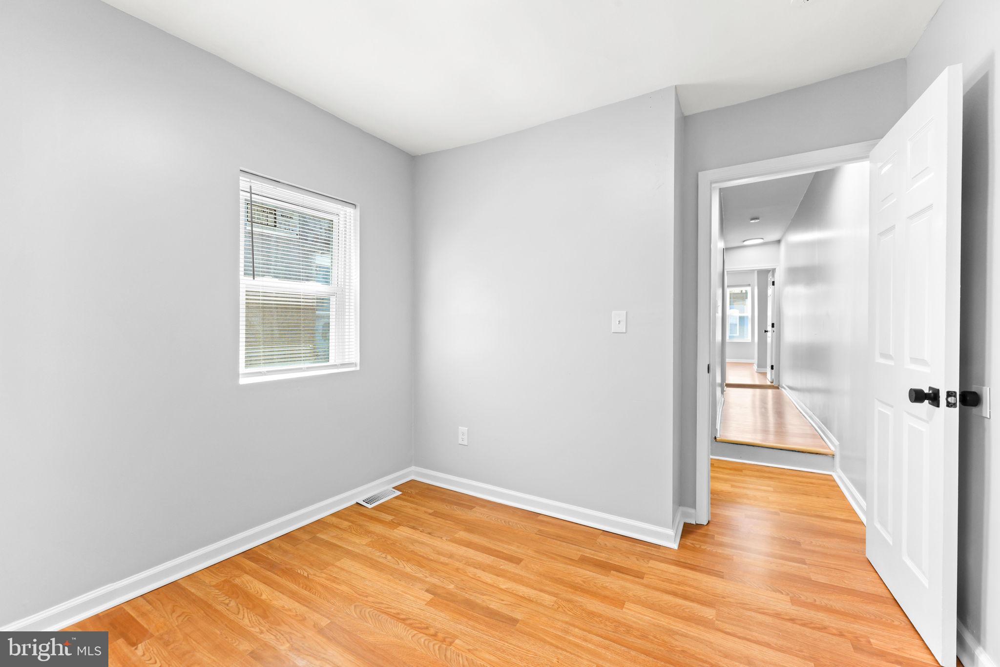 BROADWAY EAST - Residential