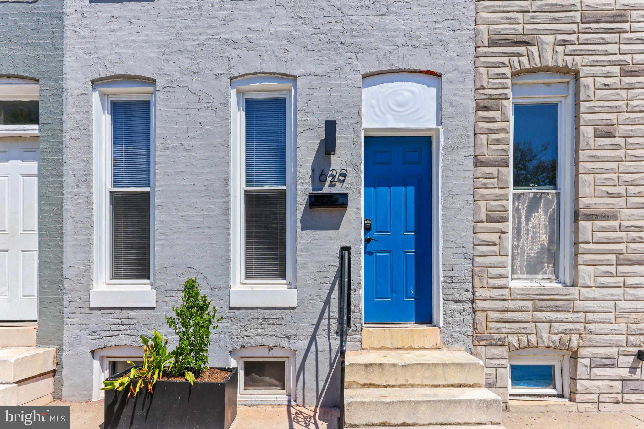 BROADWAY EAST - Residential
