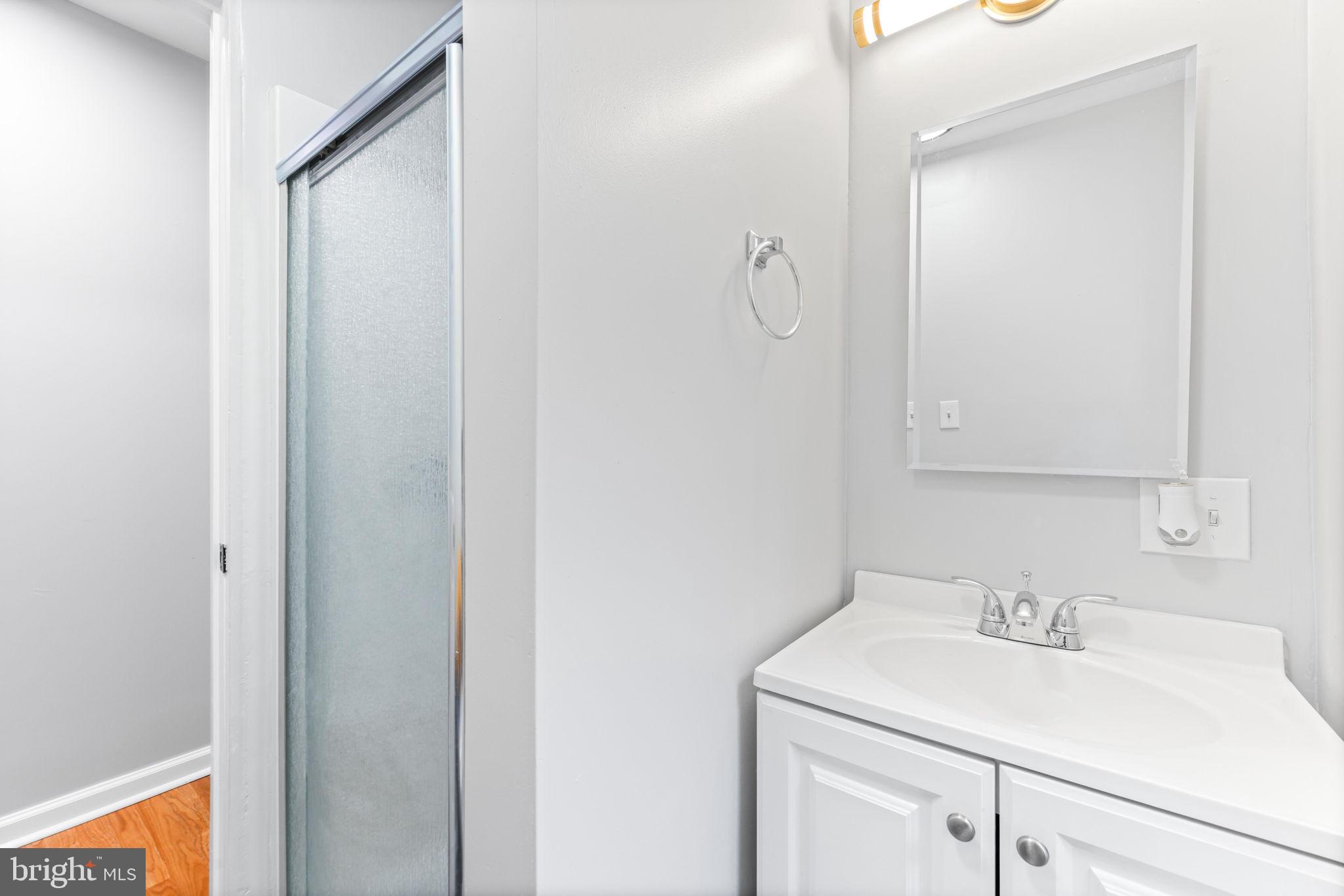 BROADWAY EAST - Residential