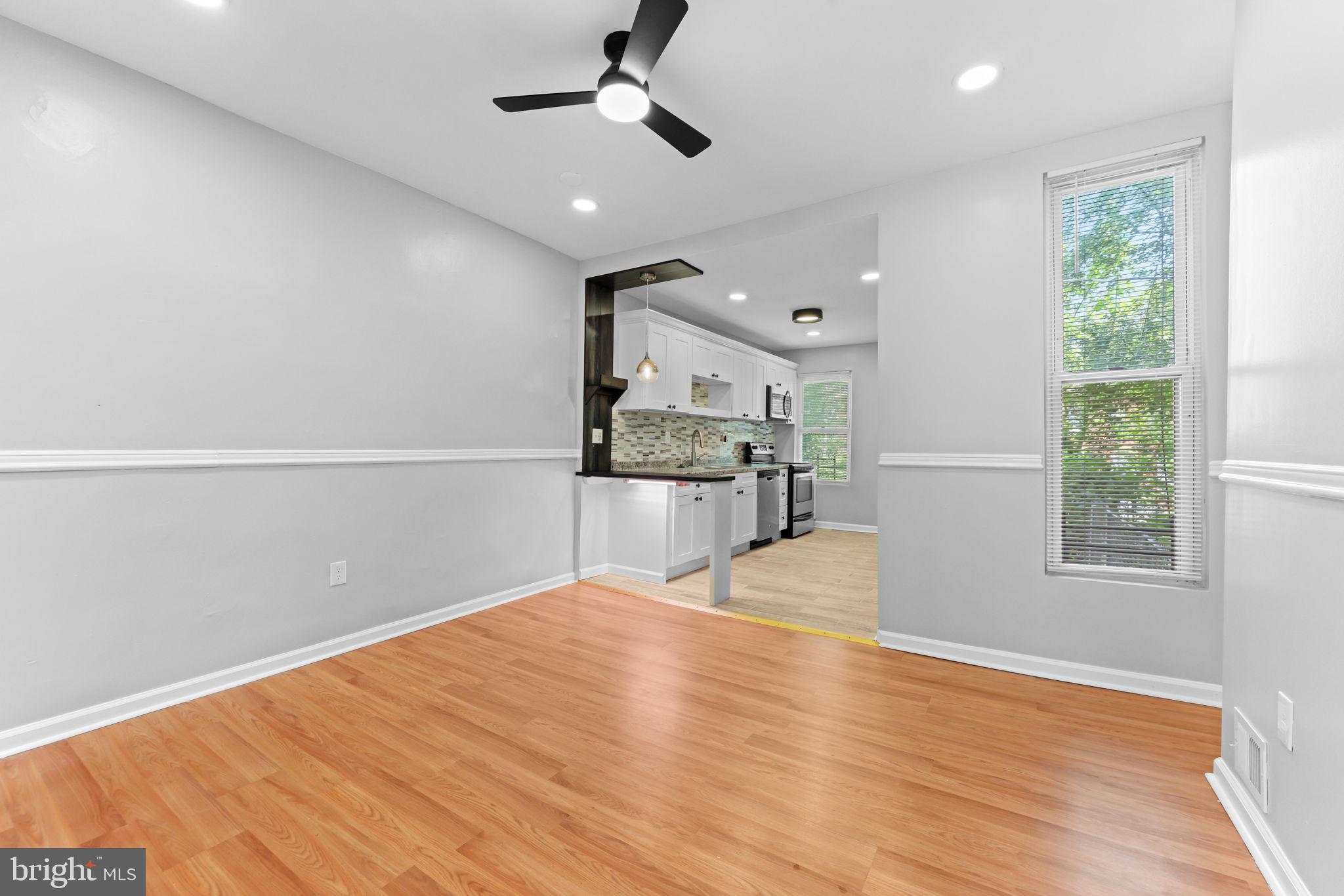 BROADWAY EAST - Residential