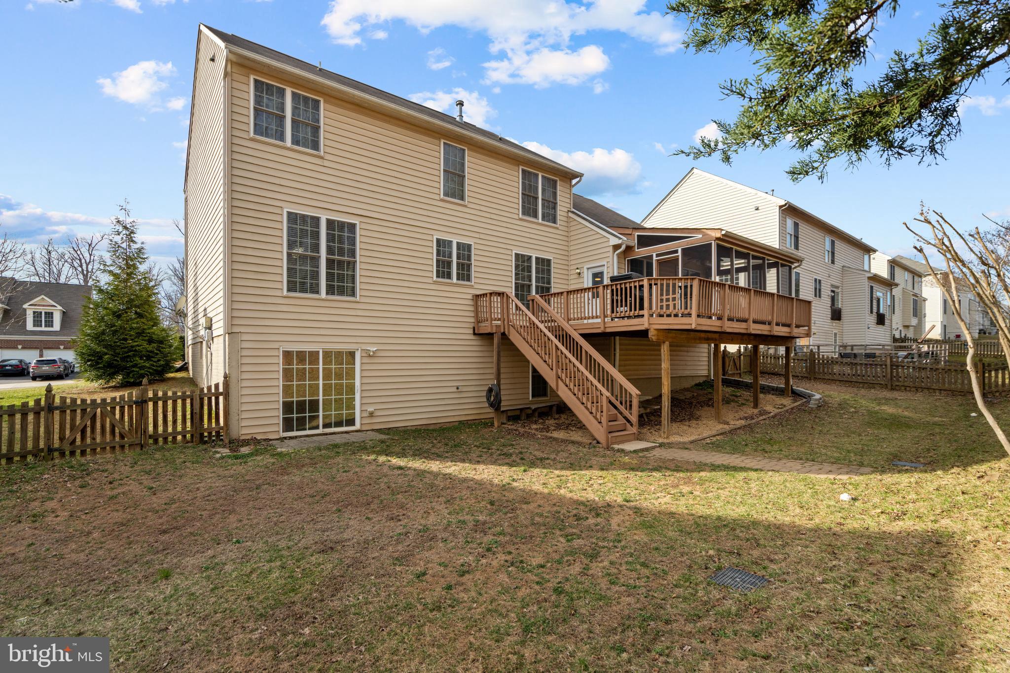 HOMEPLACE ON PELHAMS REACH - Residential