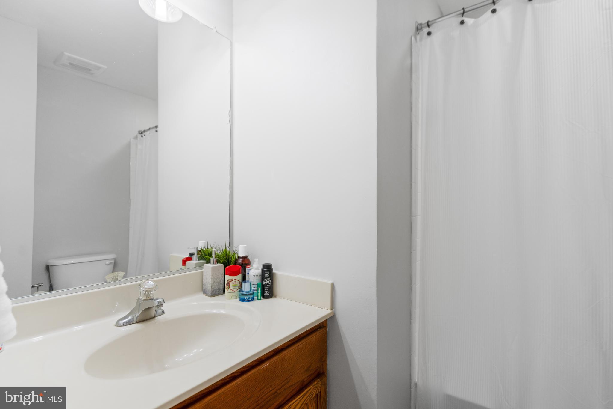 HOMEPLACE ON PELHAMS REACH - Residential