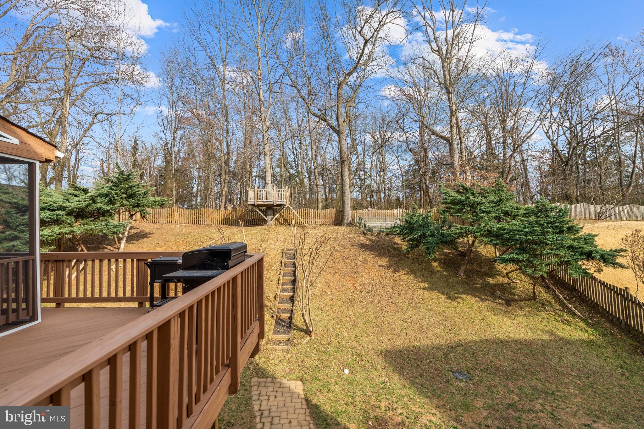 HOMEPLACE ON PELHAMS REACH - Residential