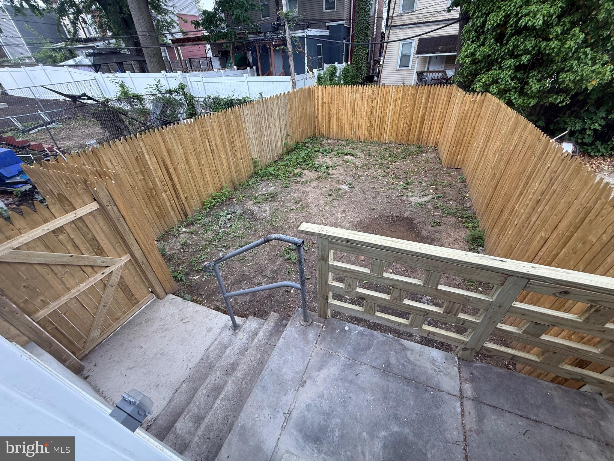 LOGAN - Residential