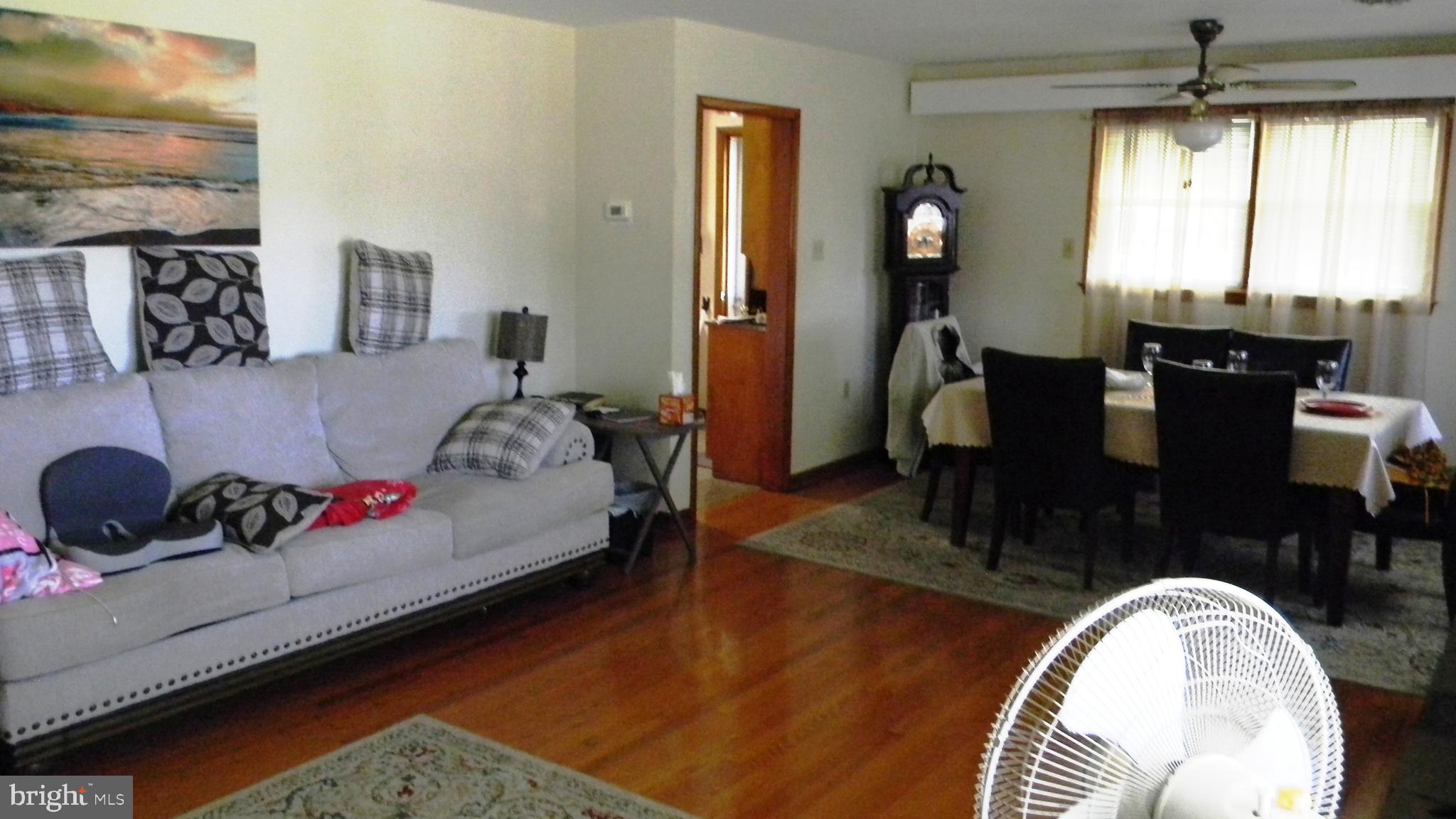AVONDALE ACRES - Residential