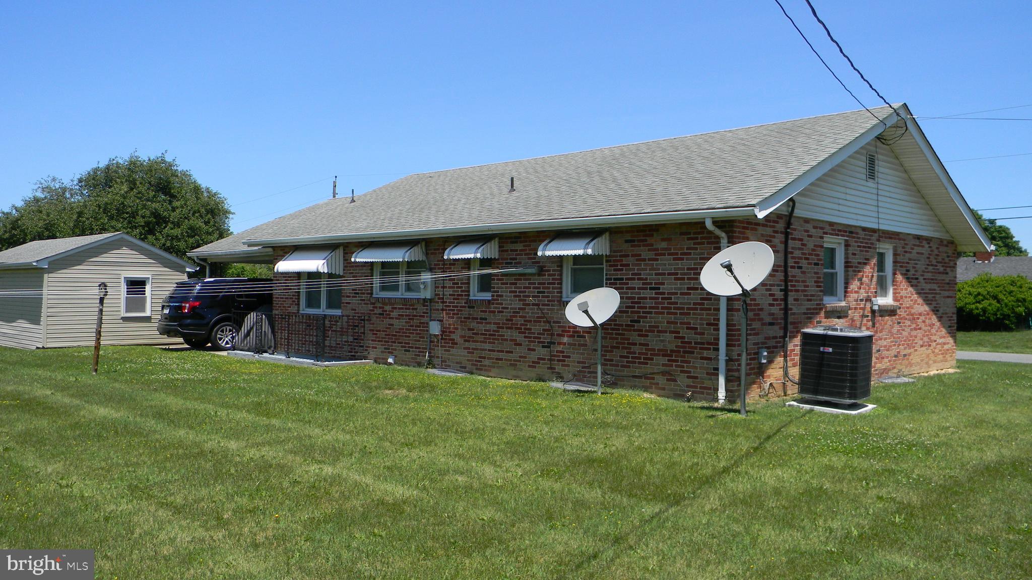 AVONDALE ACRES - Residential