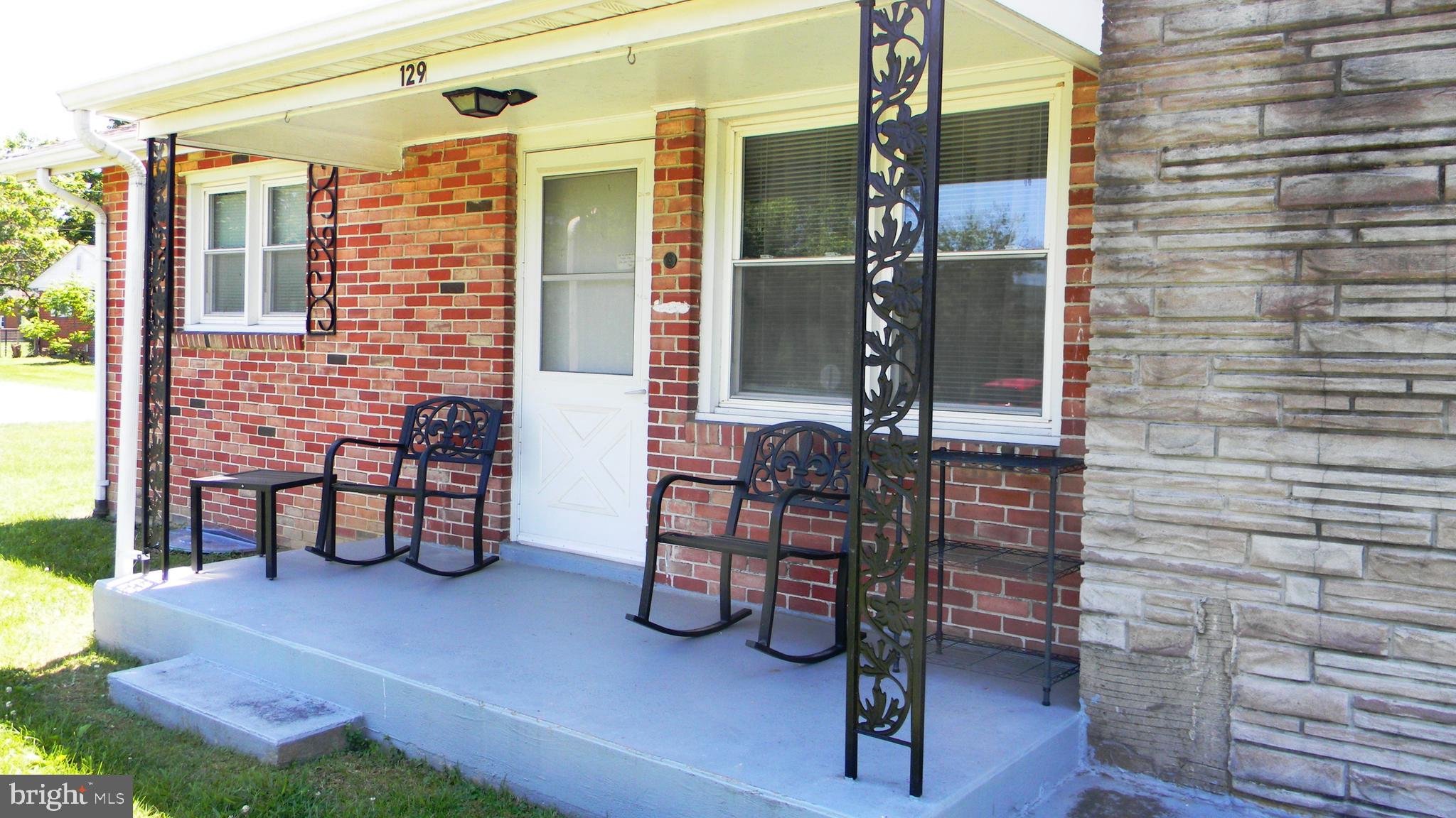 AVONDALE ACRES - Residential