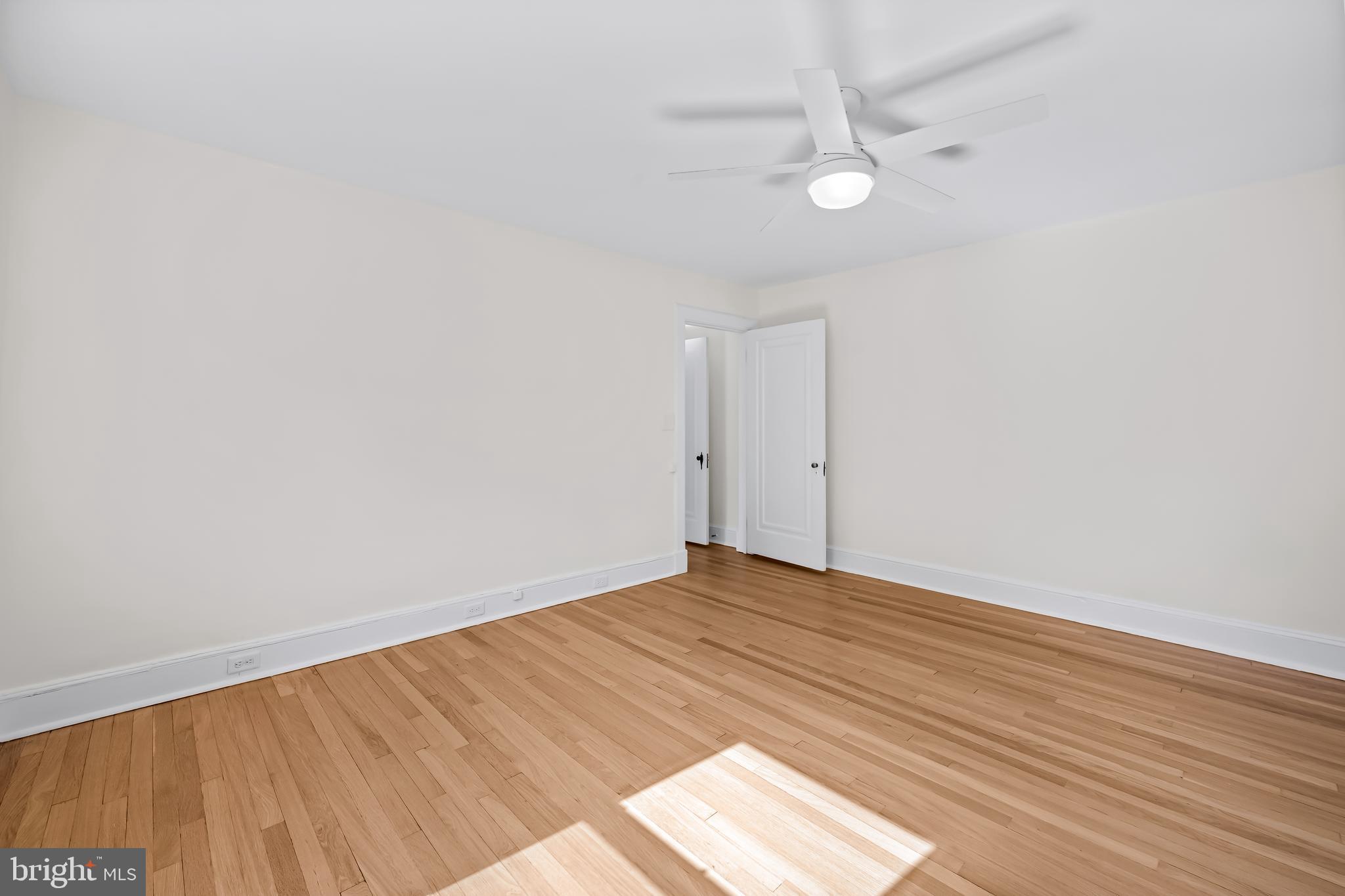 MOUNT WASHINGTON - Residential