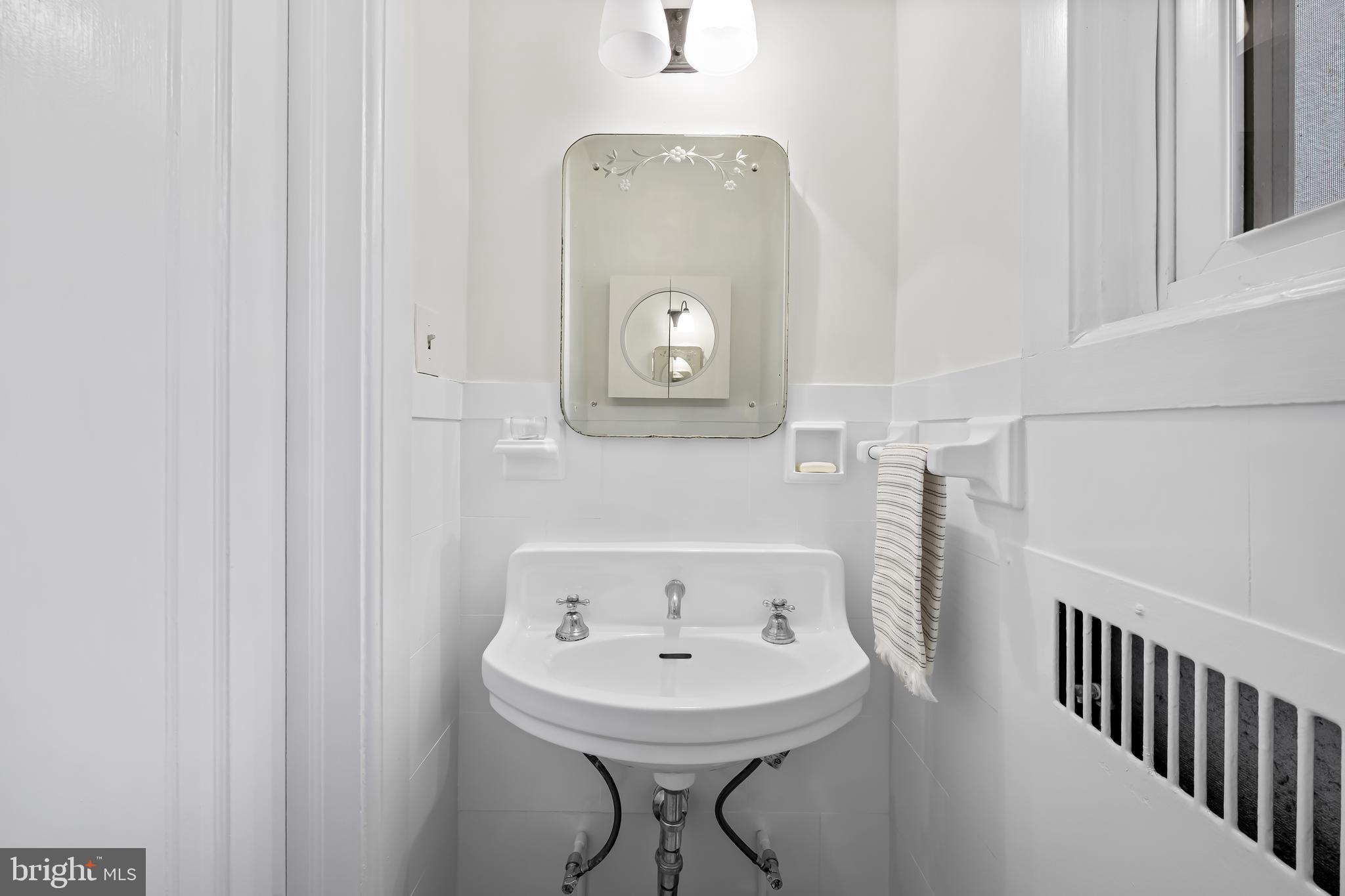MOUNT WASHINGTON - Residential