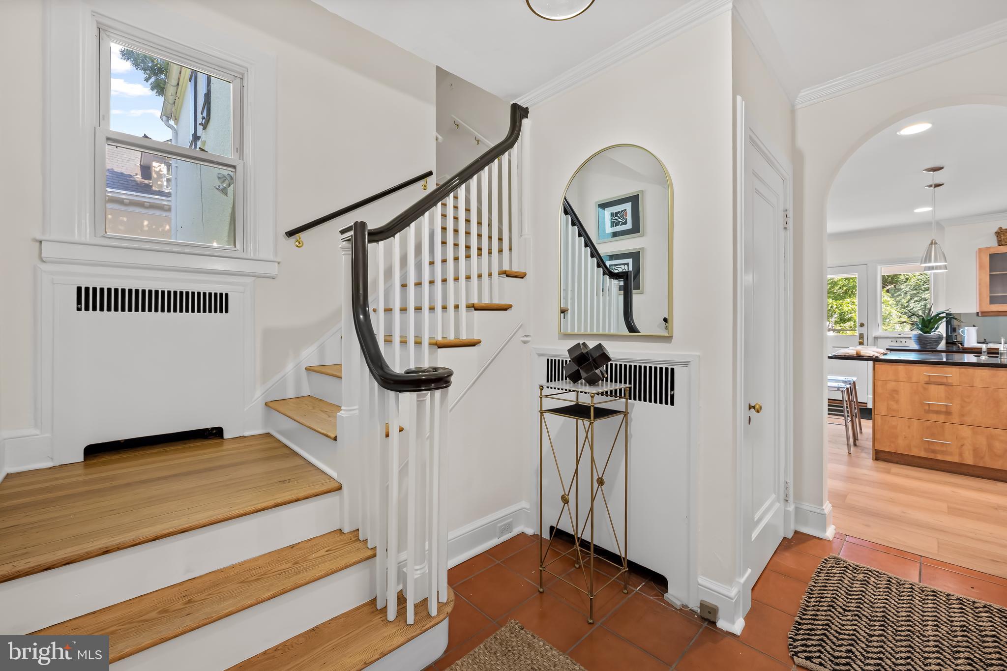 MOUNT WASHINGTON - Residential