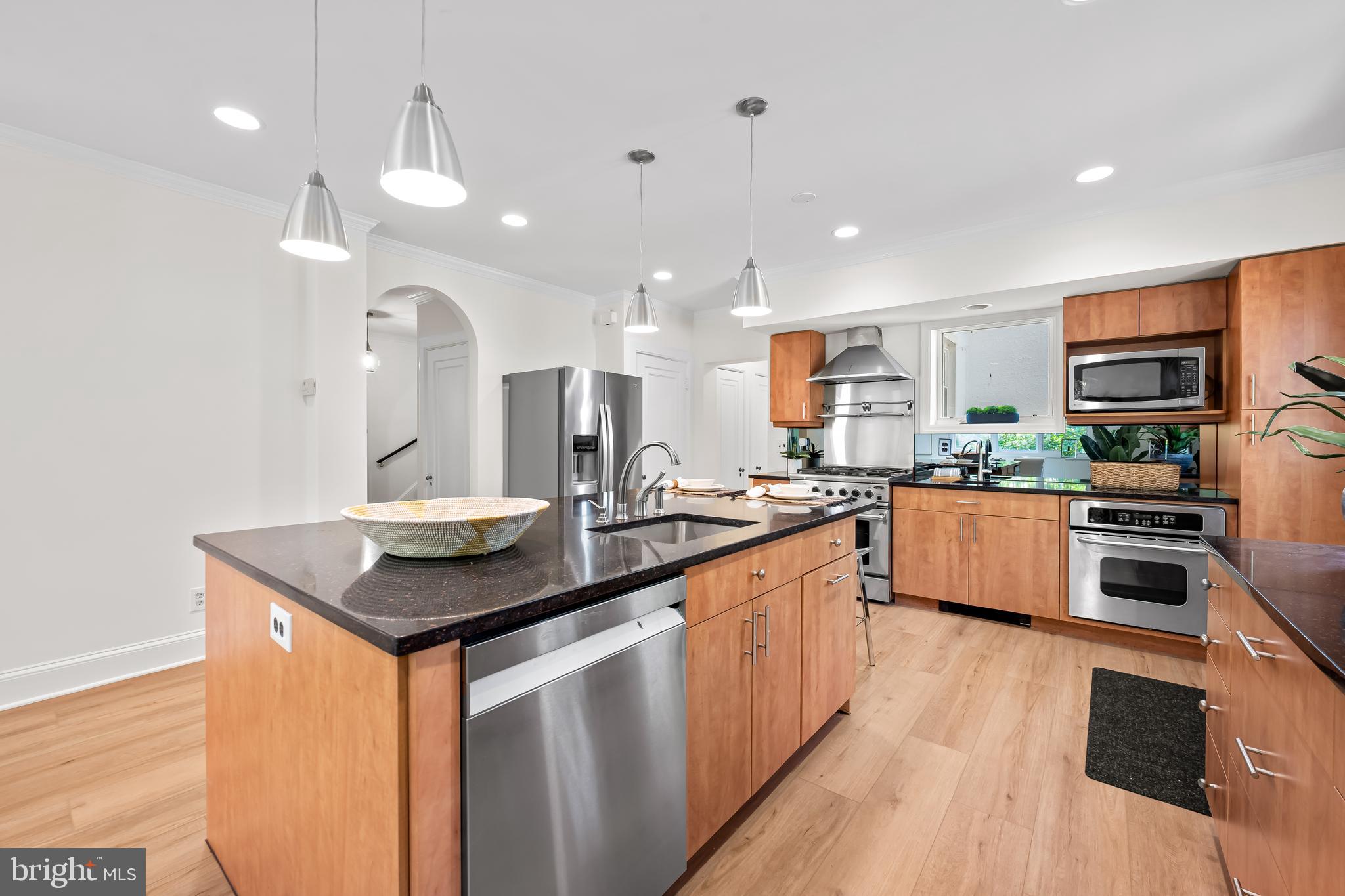 MOUNT WASHINGTON - Residential