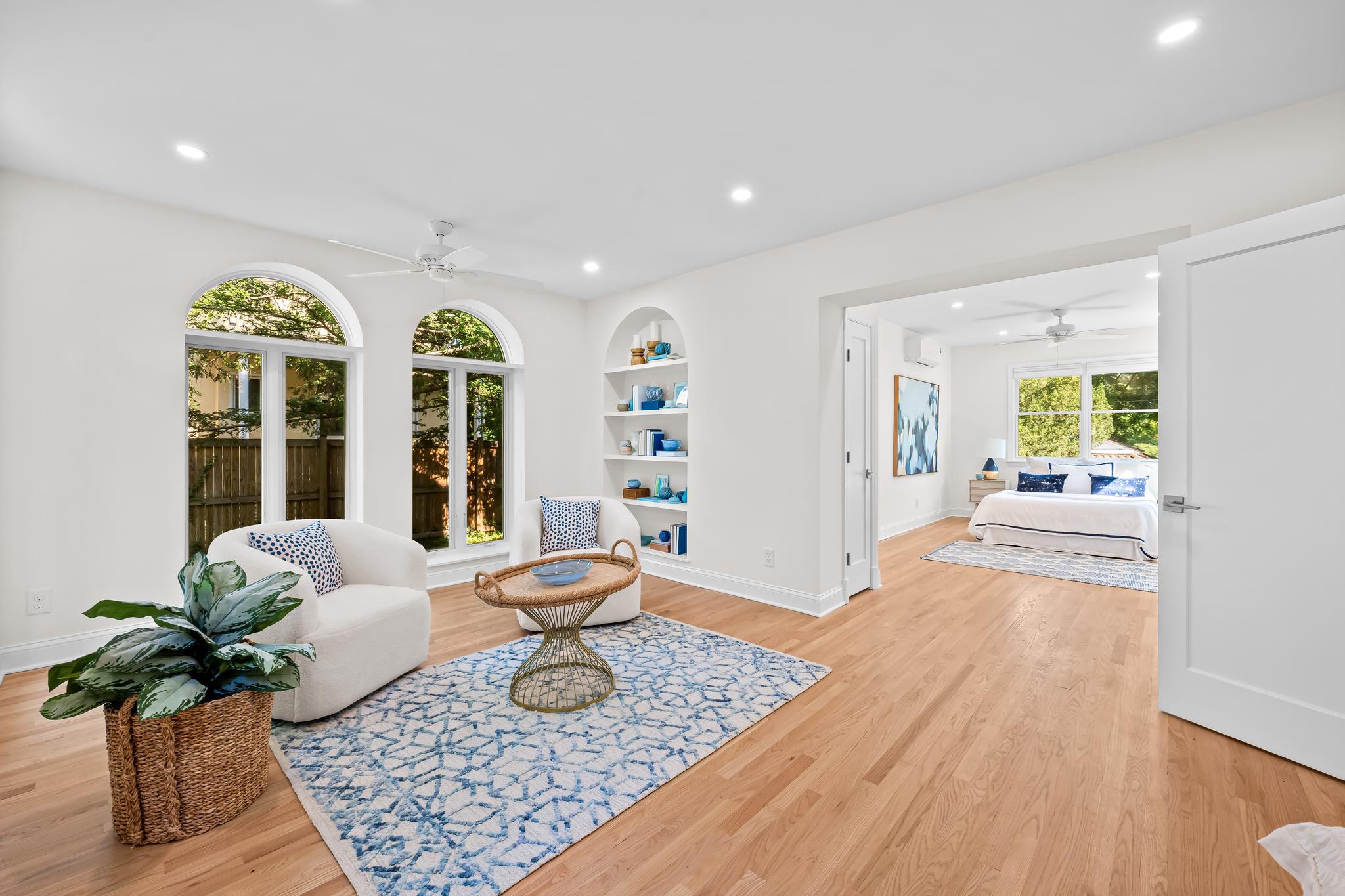 MOUNT WASHINGTON - Residential
