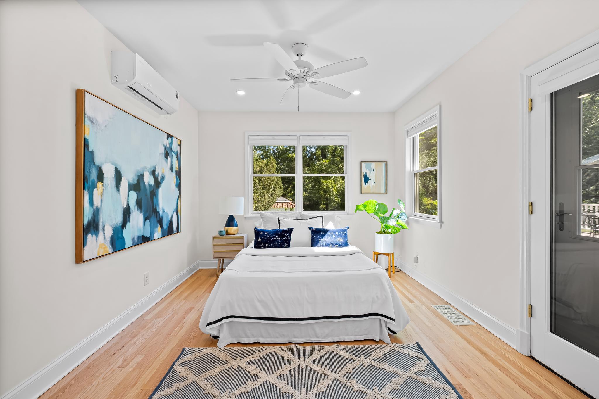 MOUNT WASHINGTON - Residential