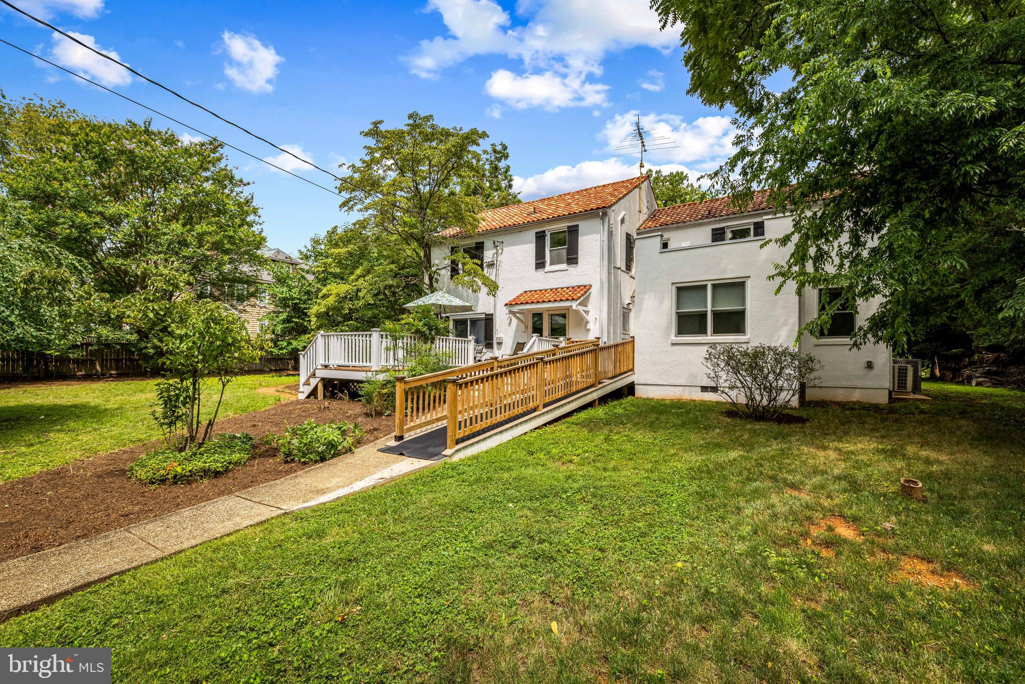 MOUNT WASHINGTON - Residential