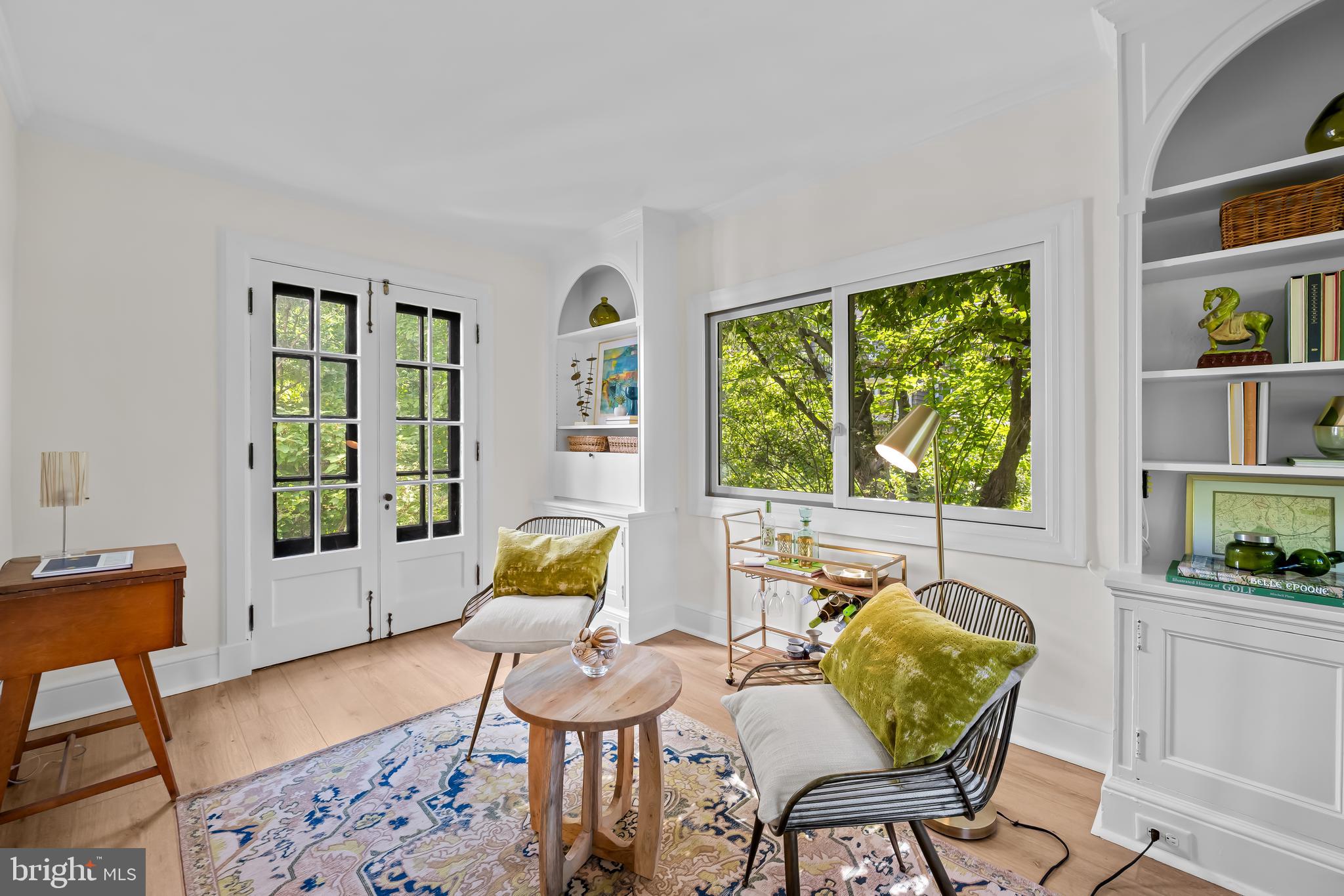 MOUNT WASHINGTON - Residential