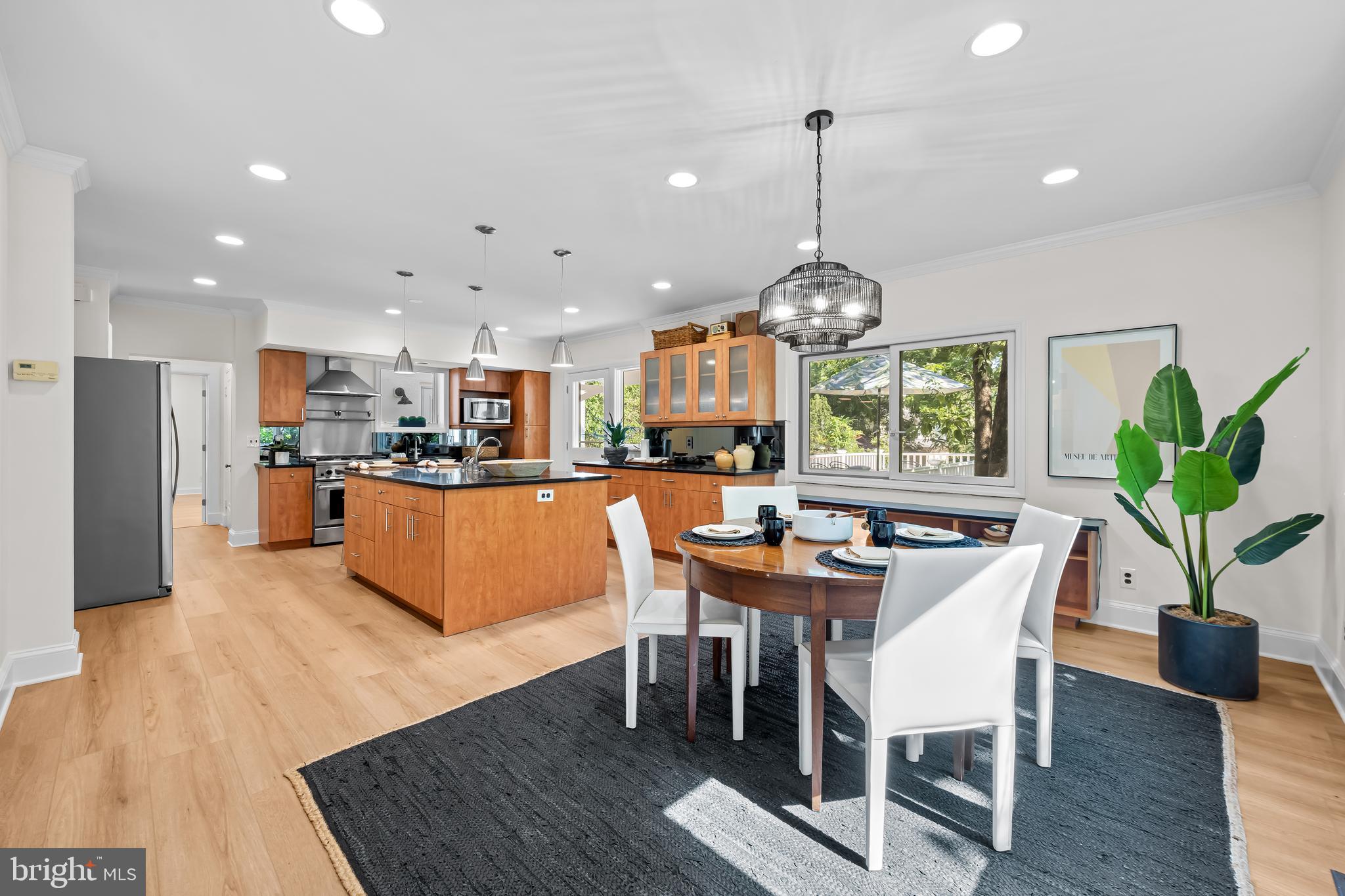 MOUNT WASHINGTON - Residential