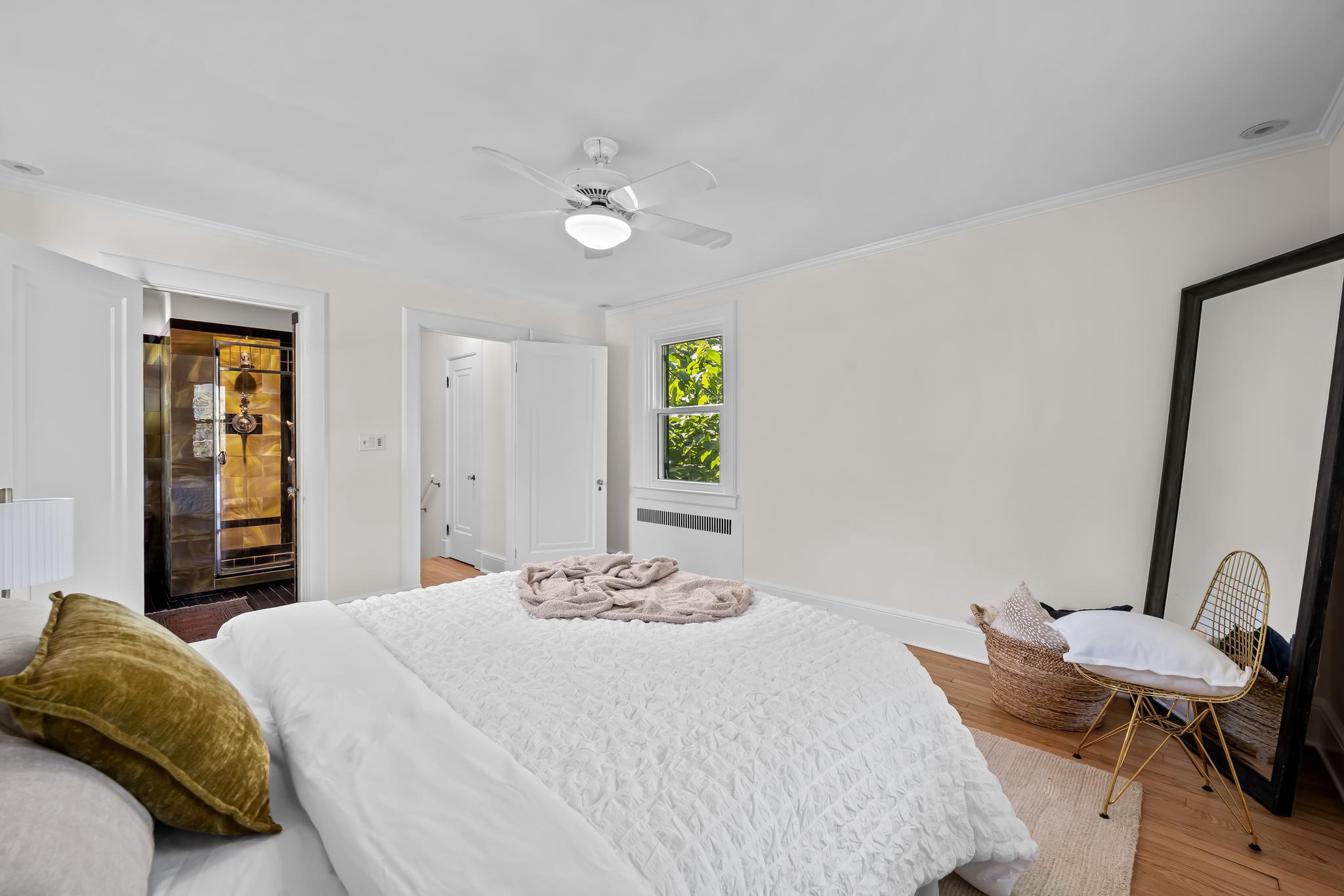 MOUNT WASHINGTON - Residential