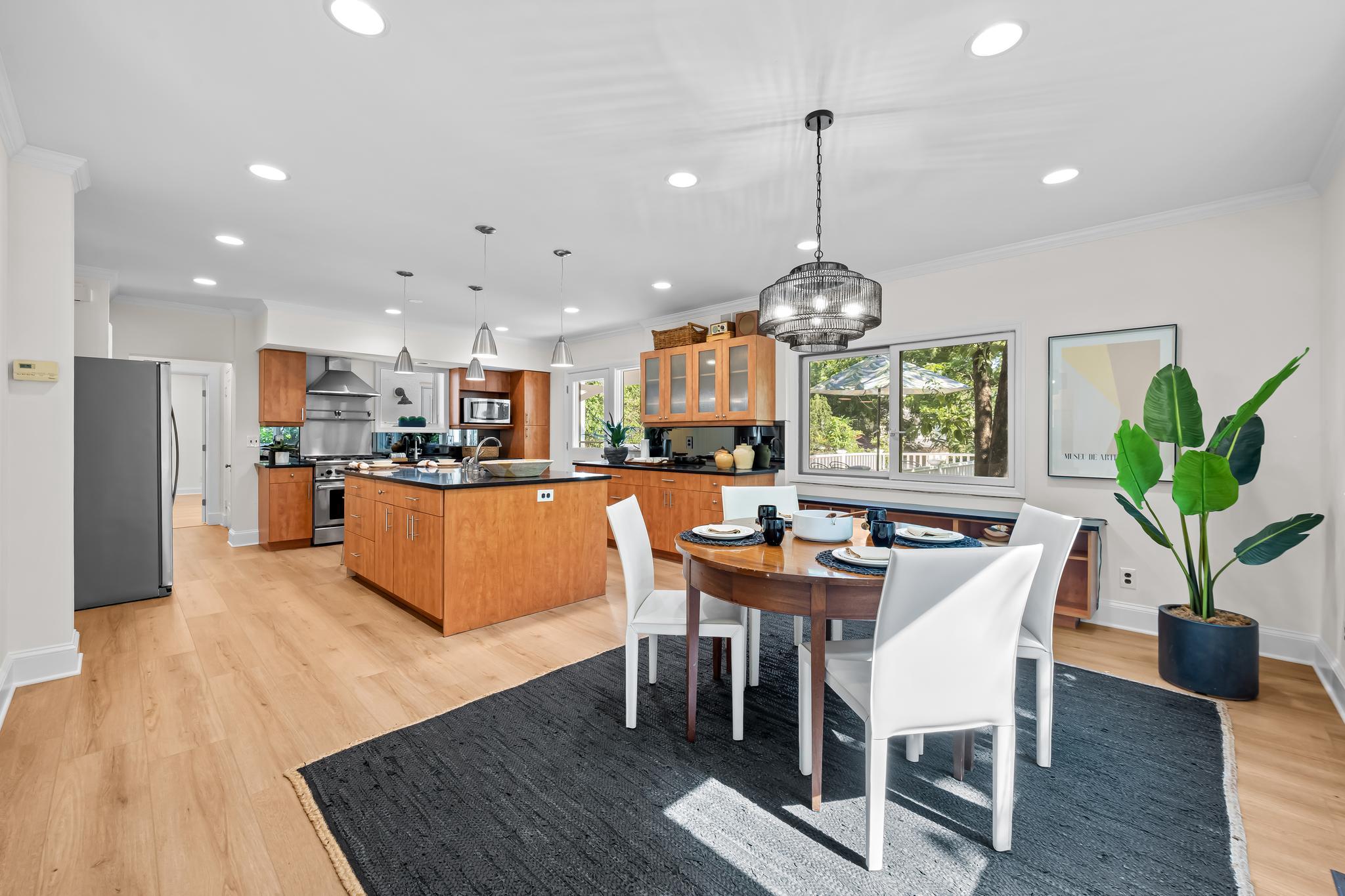 MOUNT WASHINGTON - Residential