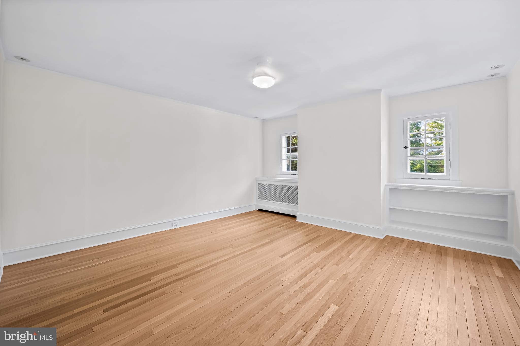 MOUNT WASHINGTON - Residential