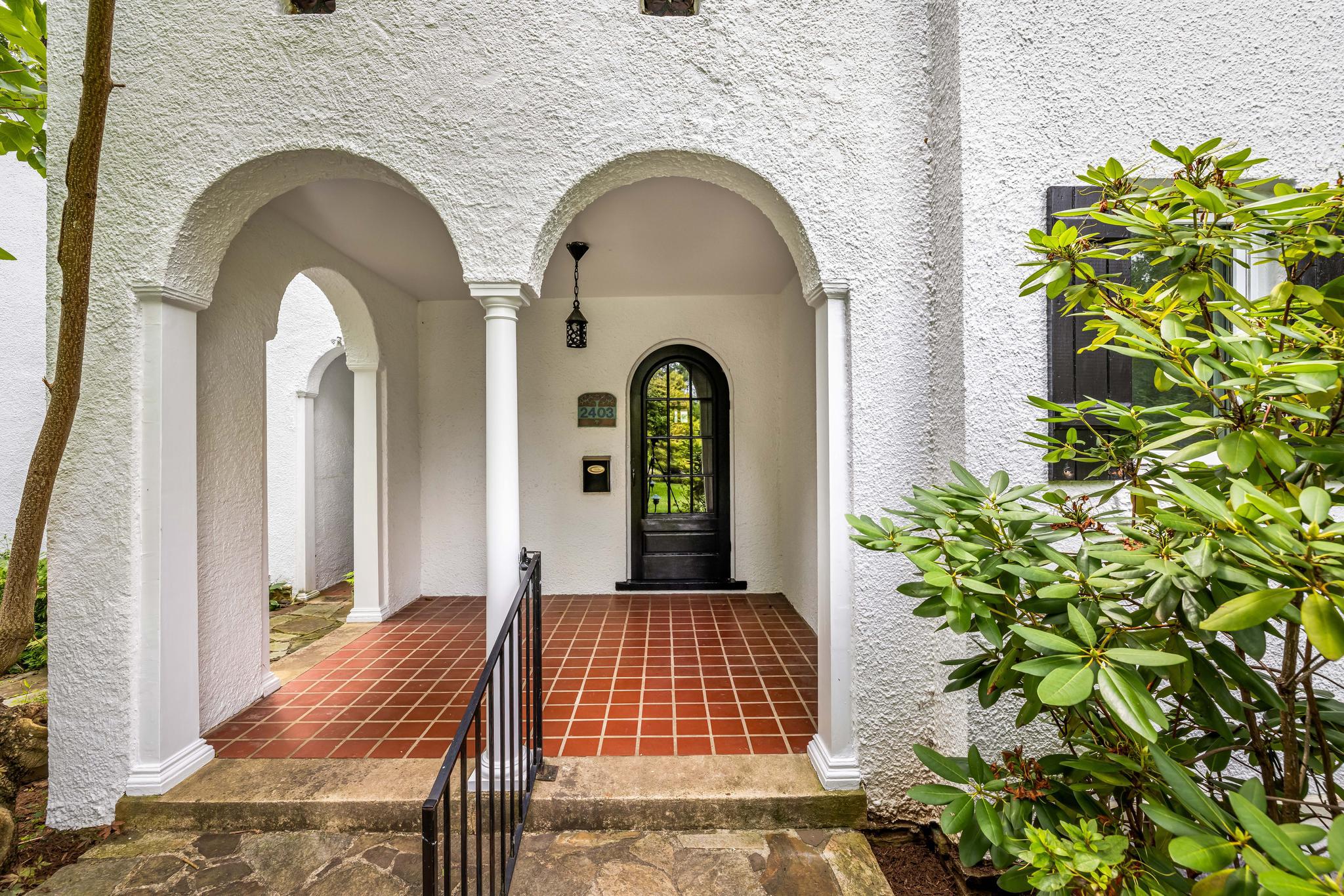 MOUNT WASHINGTON - Residential
