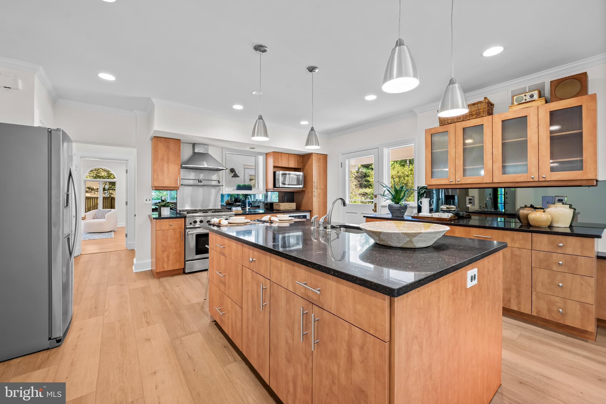 MOUNT WASHINGTON - Residential