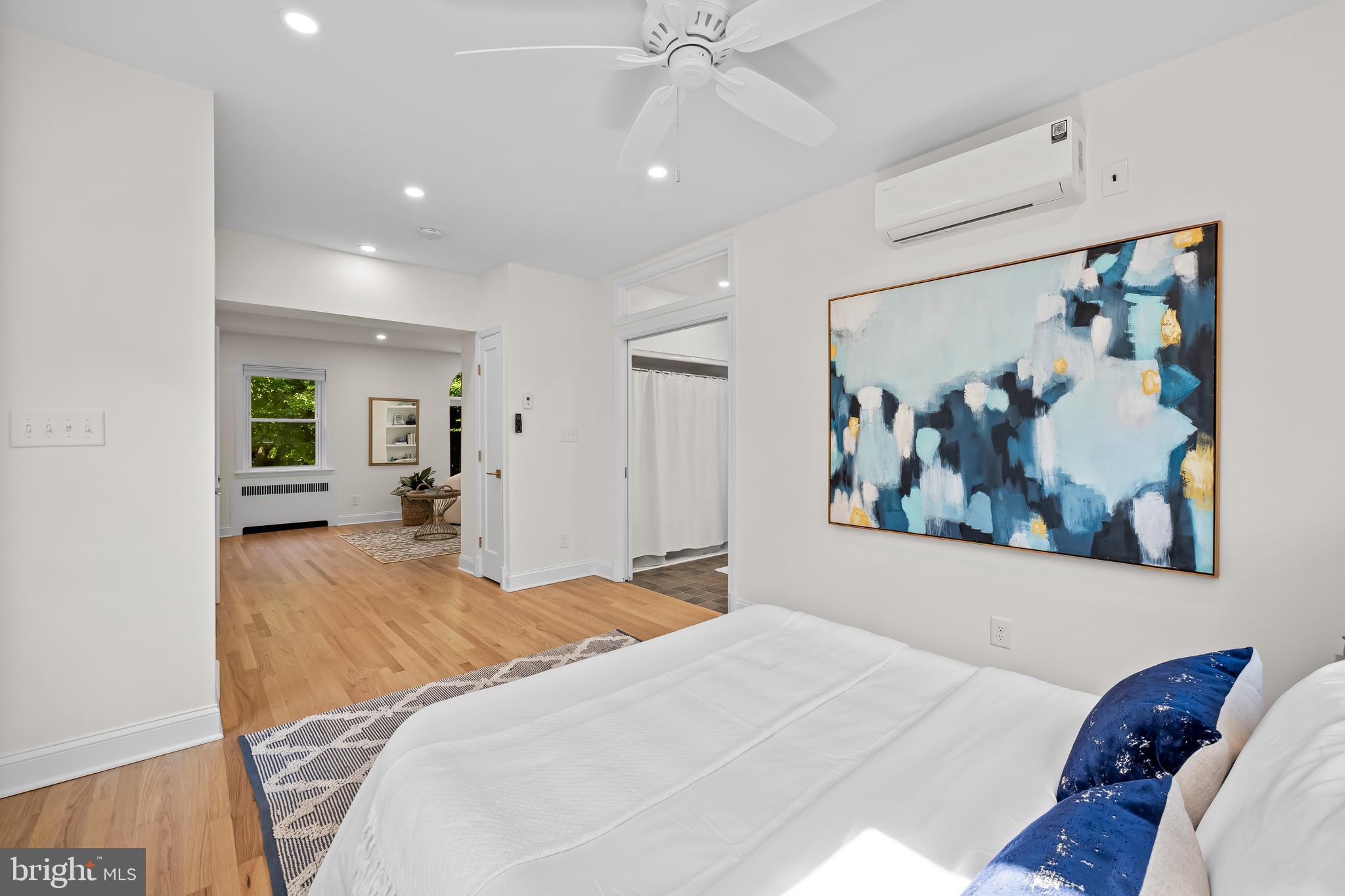 MOUNT WASHINGTON - Residential