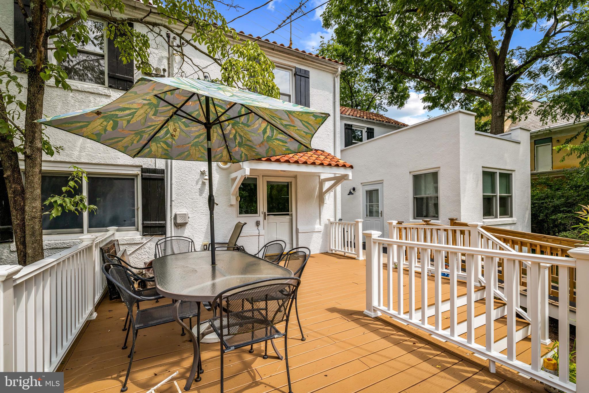 MOUNT WASHINGTON - Residential