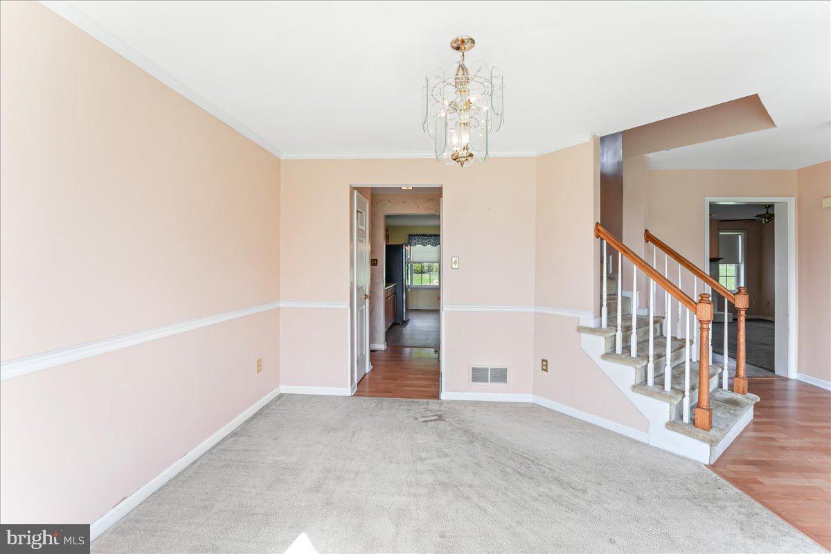 MEADOWBROOK - Residential
