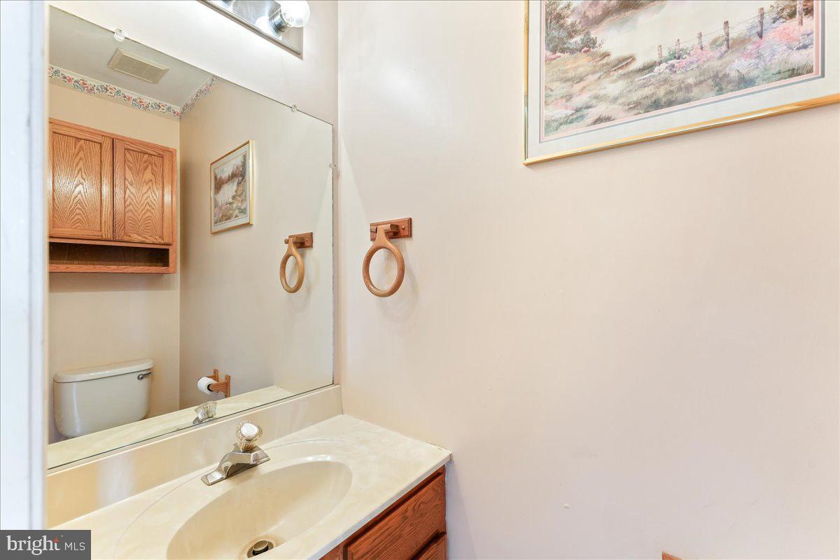 MEADOWBROOK - Residential