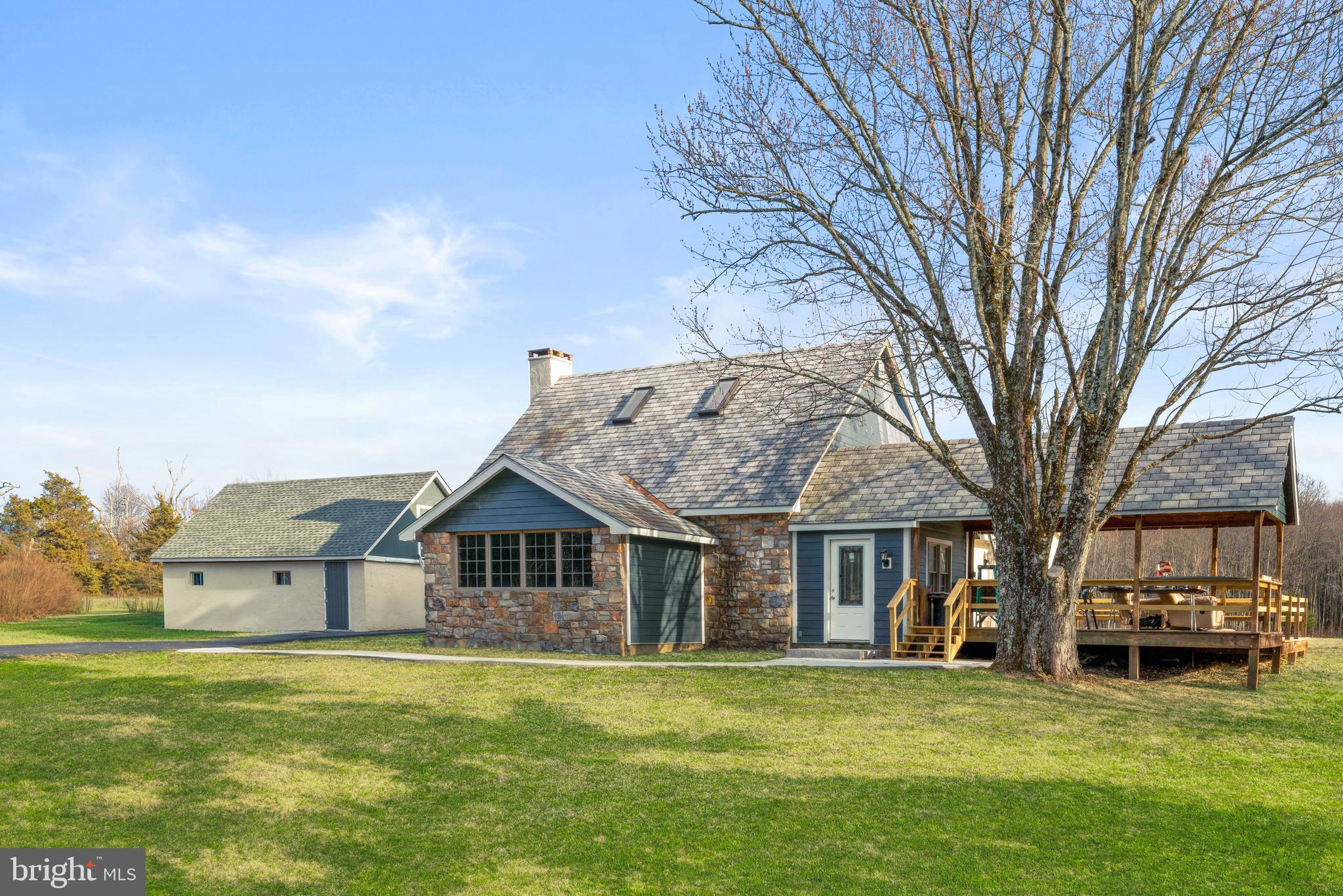 UPPER BLACK EDDY - Residential