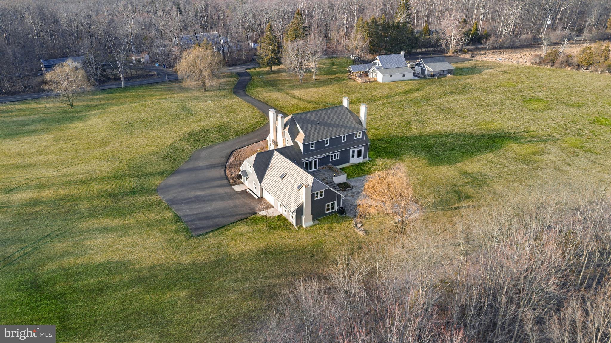 UPPER BLACK EDDY - Residential
