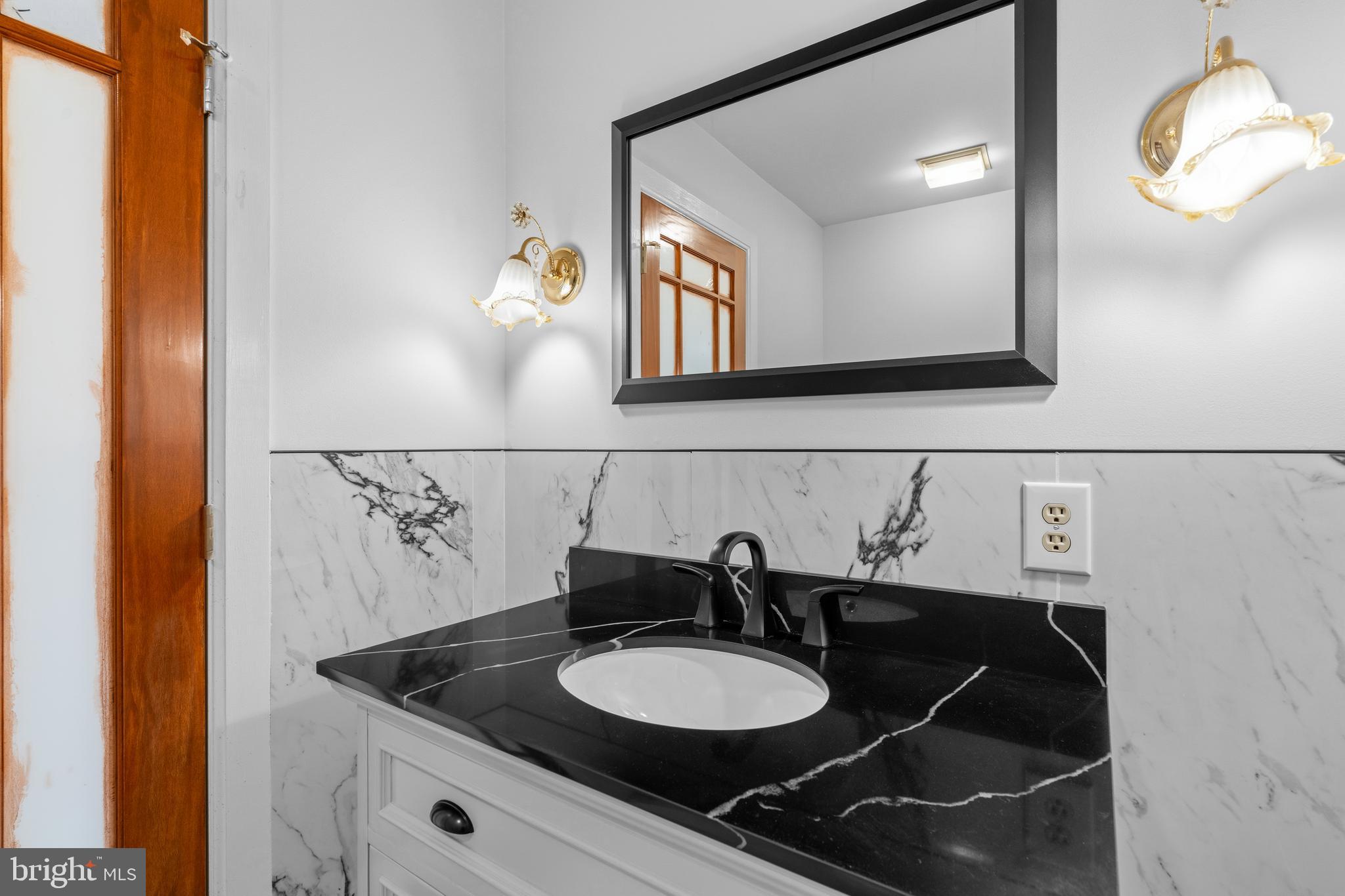 UPPER BLACK EDDY - Residential
