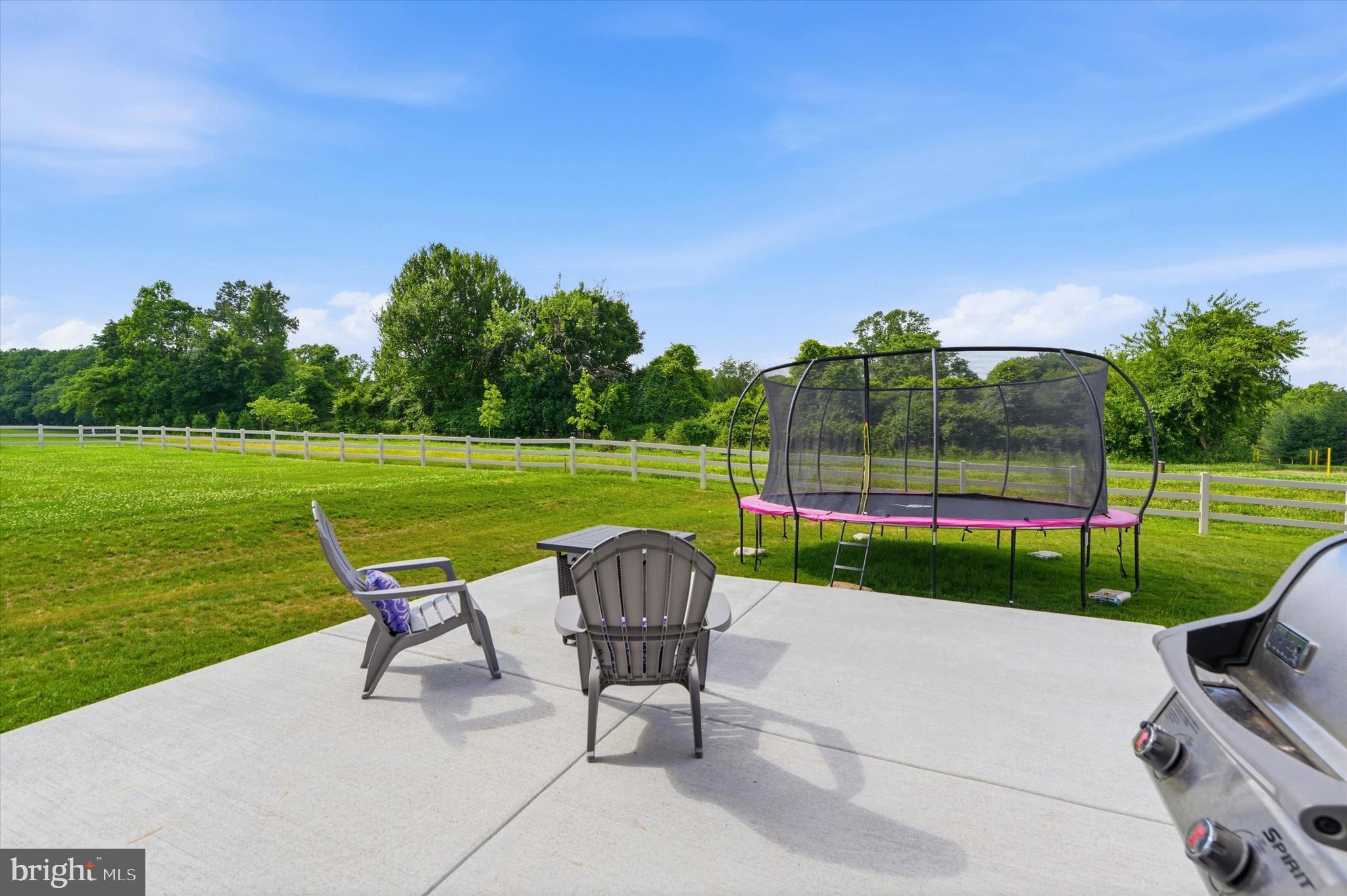 LEXINGTON POINTE - Residential