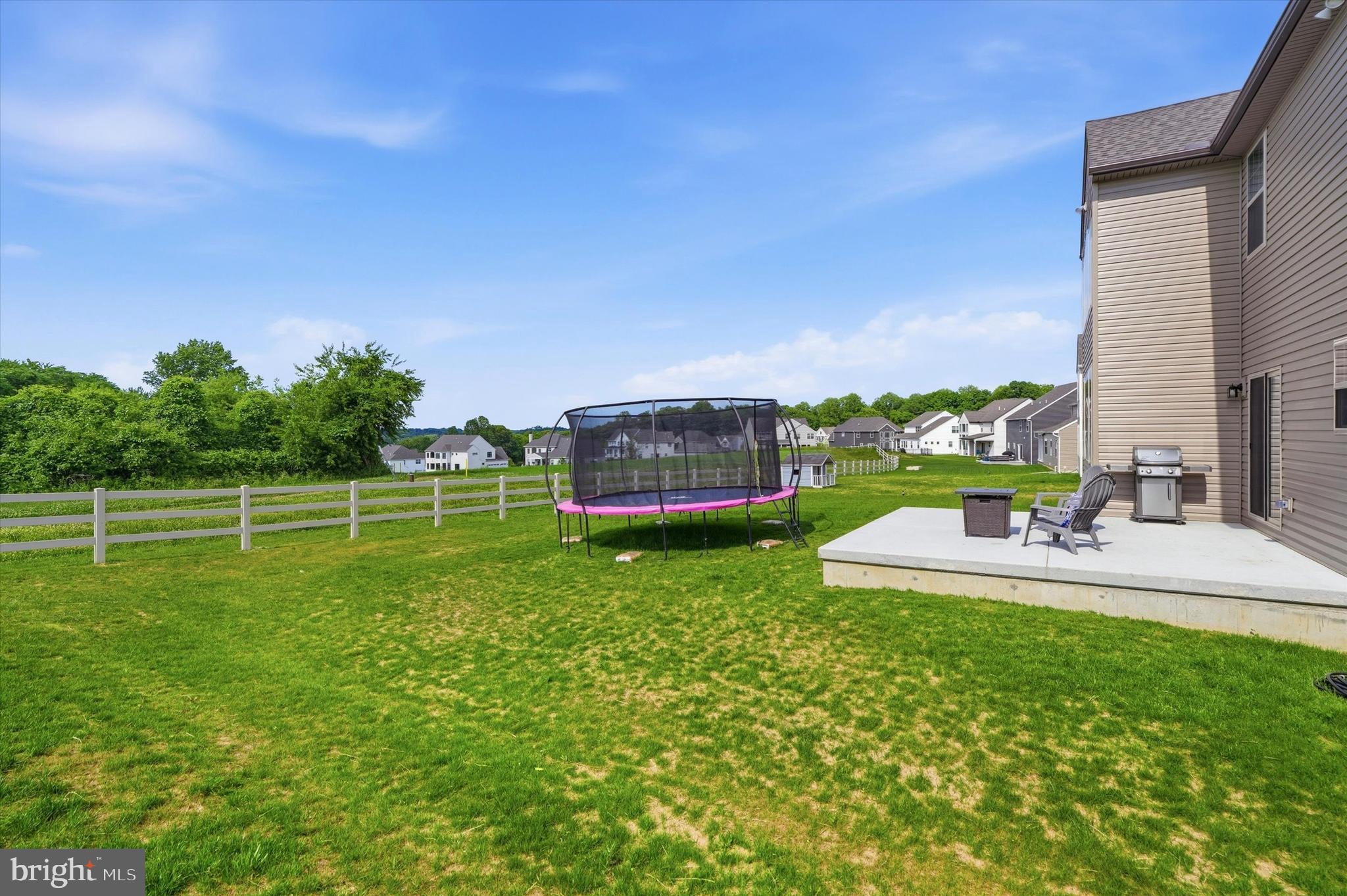 LEXINGTON POINTE - Residential