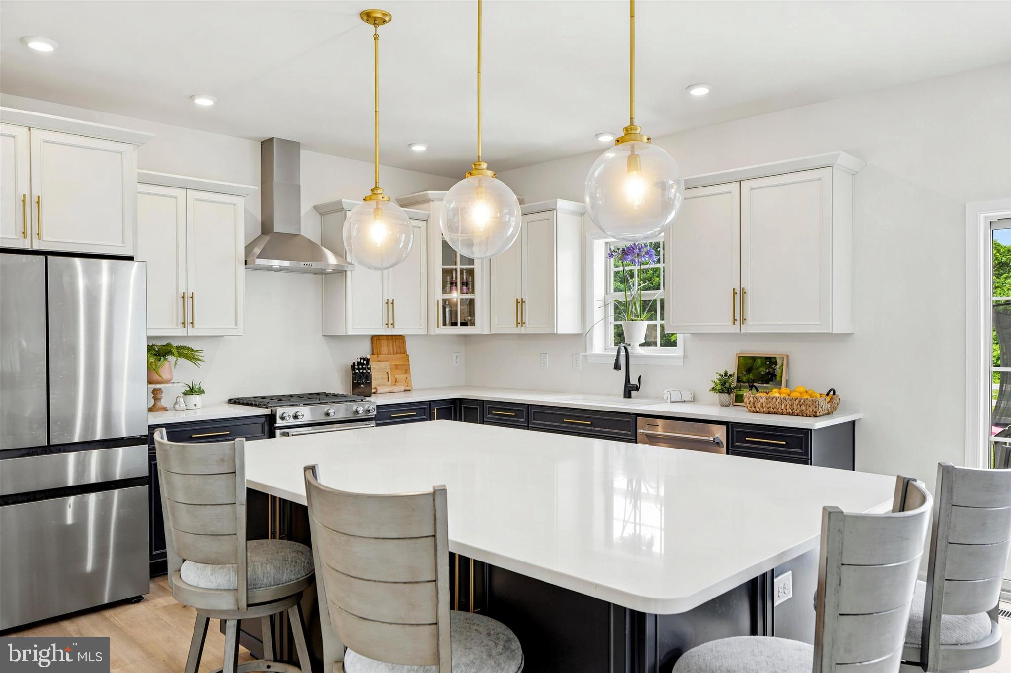 LEXINGTON POINTE - Residential