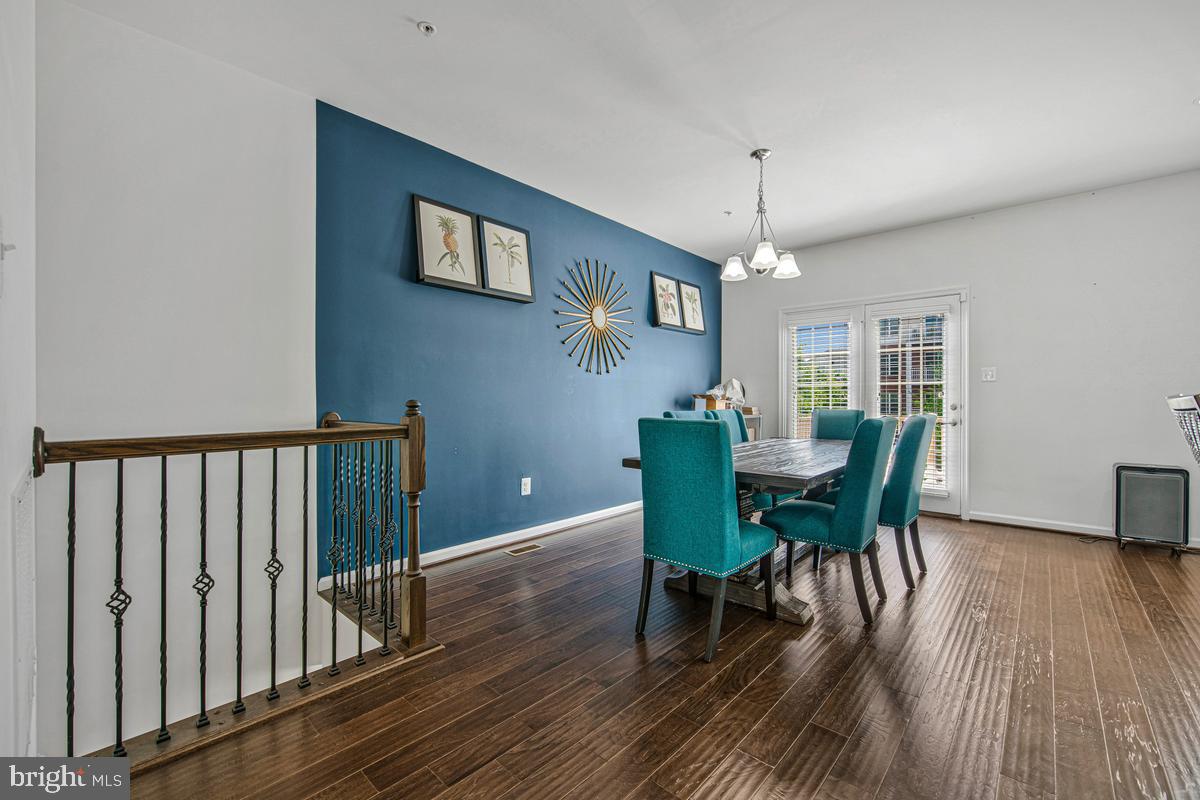 WESTSIDE - Residential