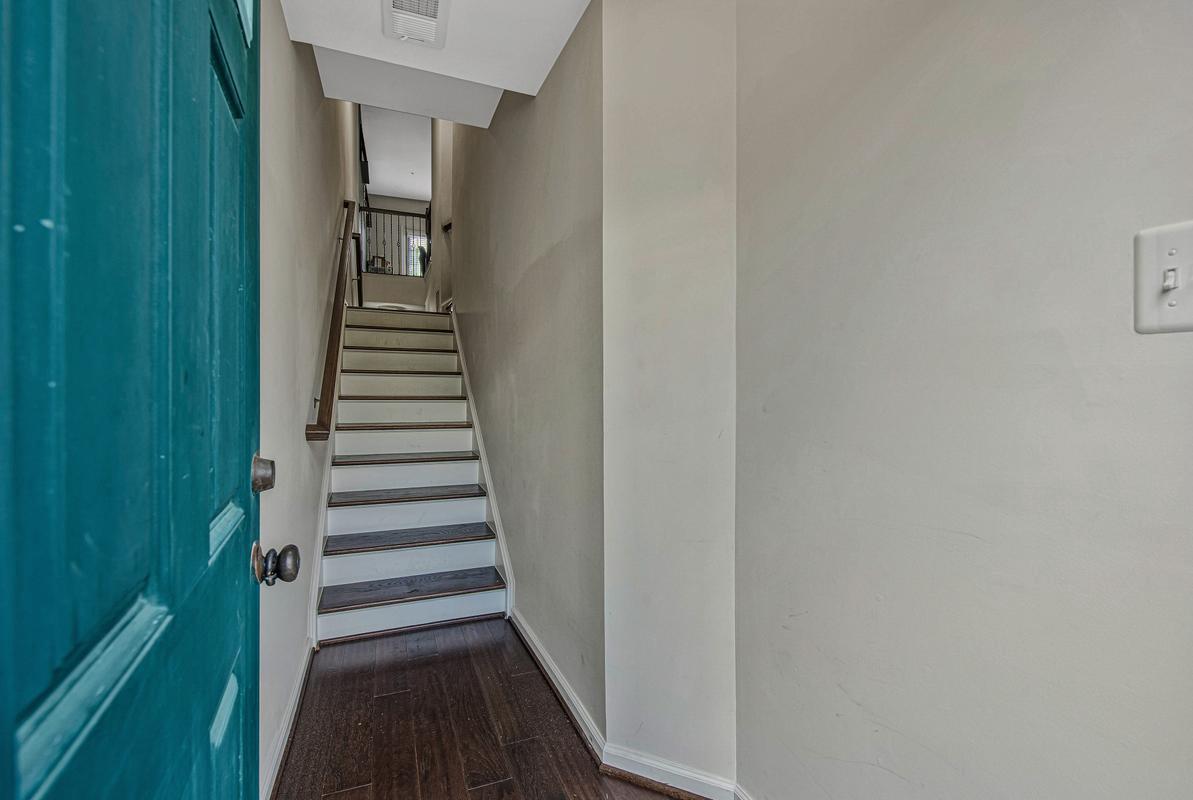 WESTSIDE - Residential