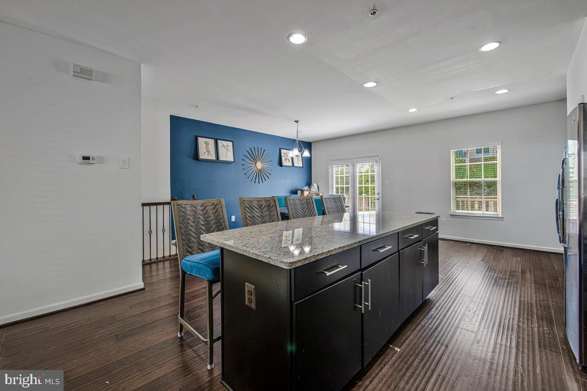 WESTSIDE - Residential