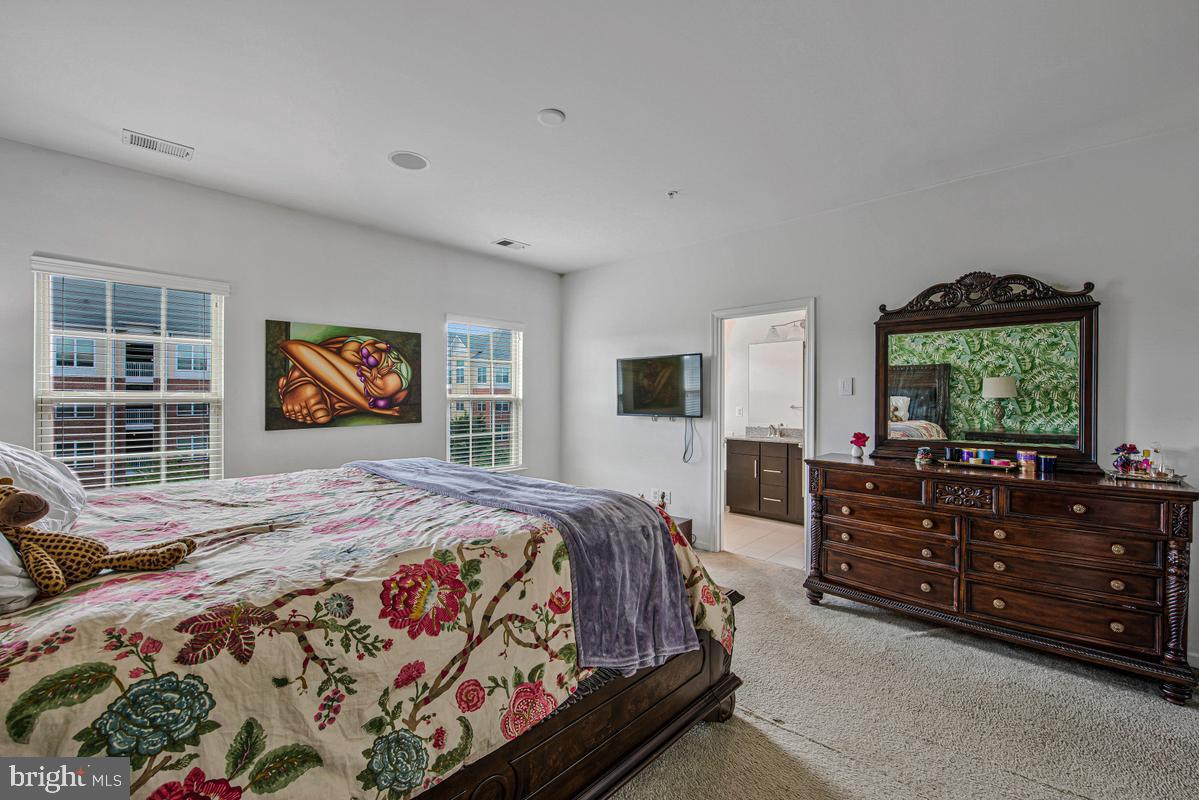 WESTSIDE - Residential
