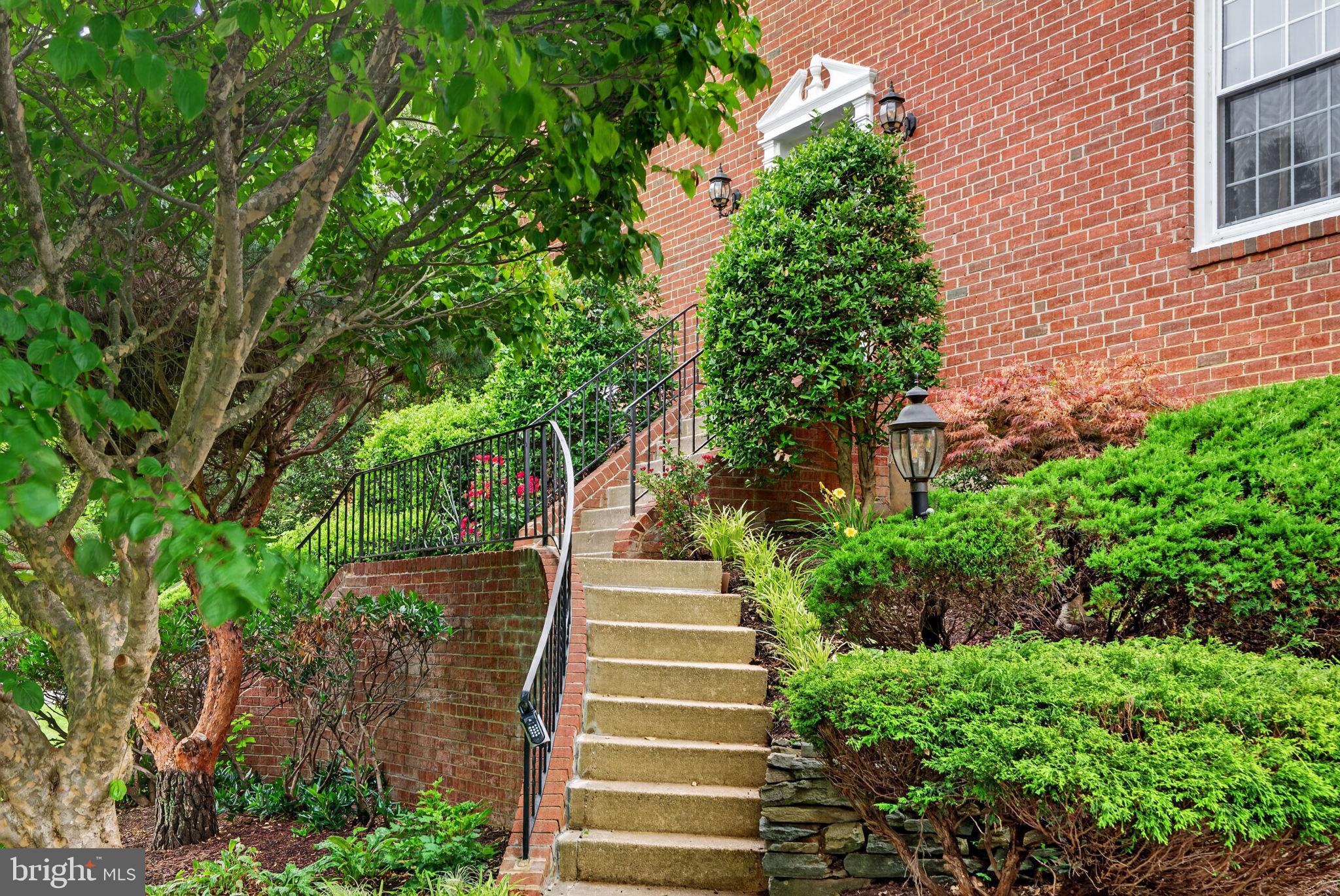 NORTH SPRINGBROOK - Residential