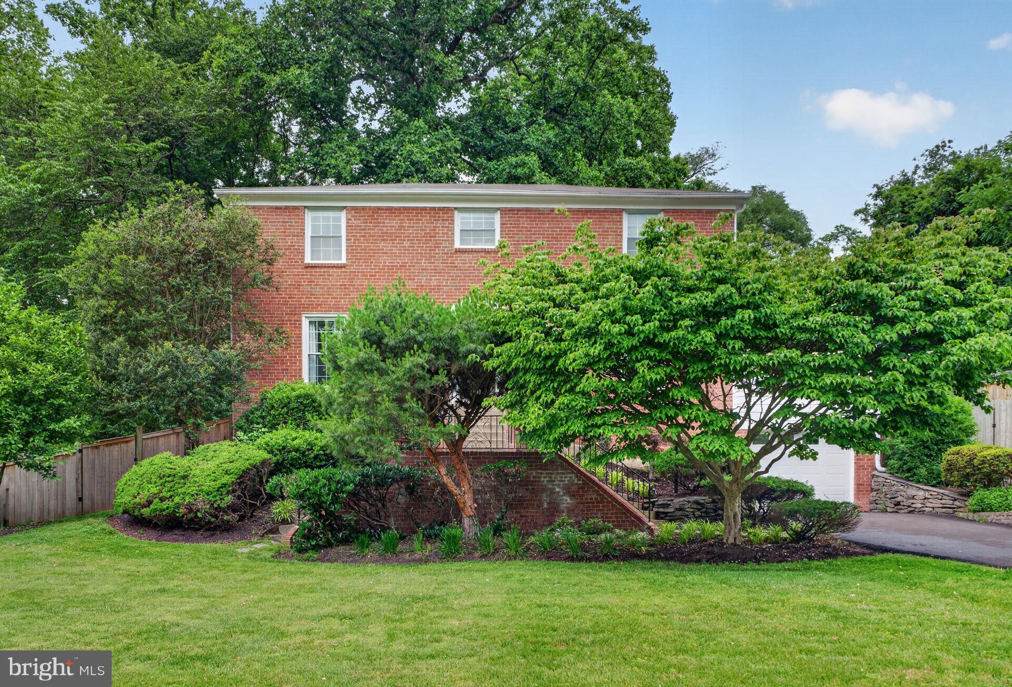 NORTH SPRINGBROOK - Residential