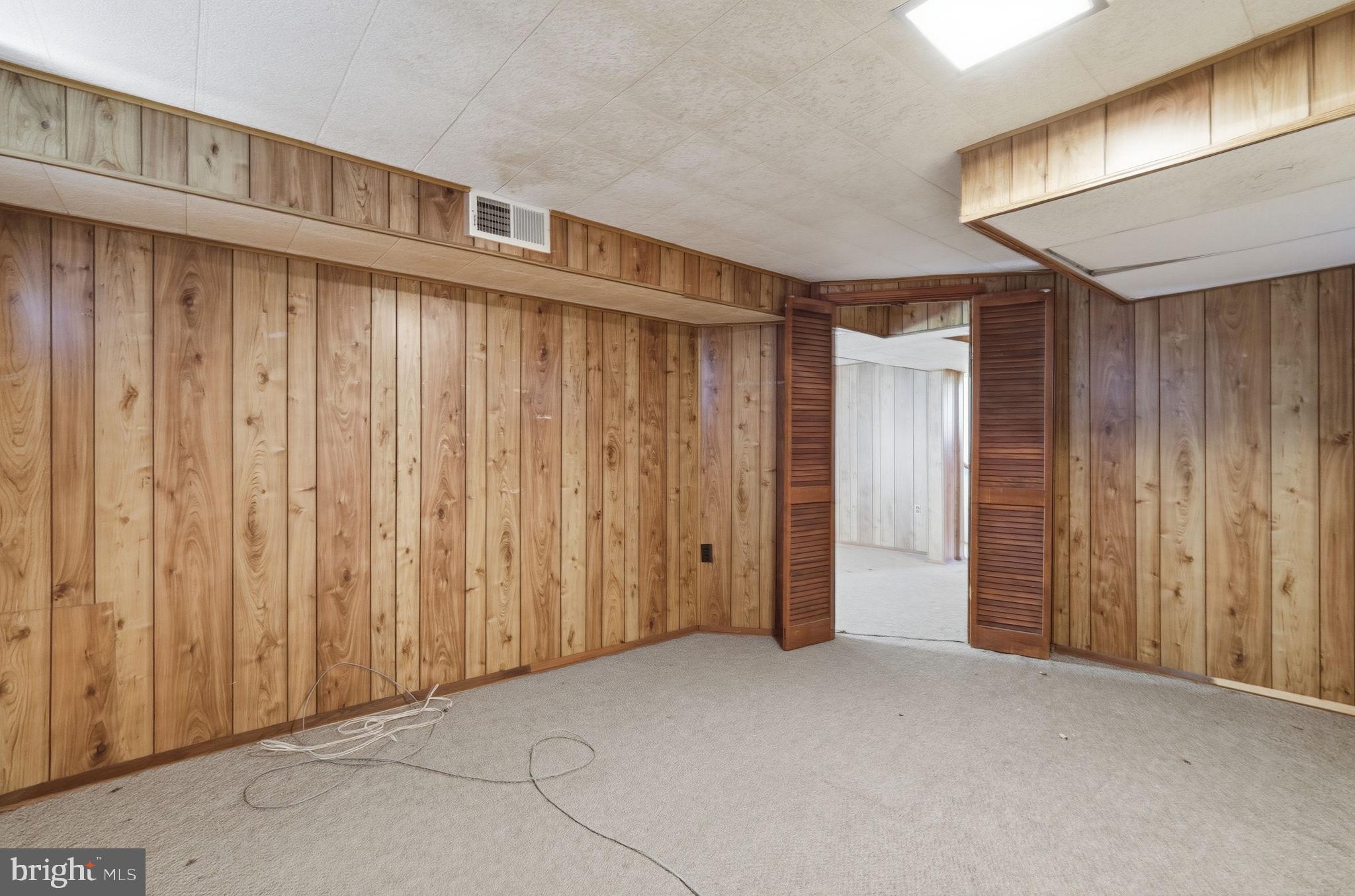 HYNESBORO PARK - Residential