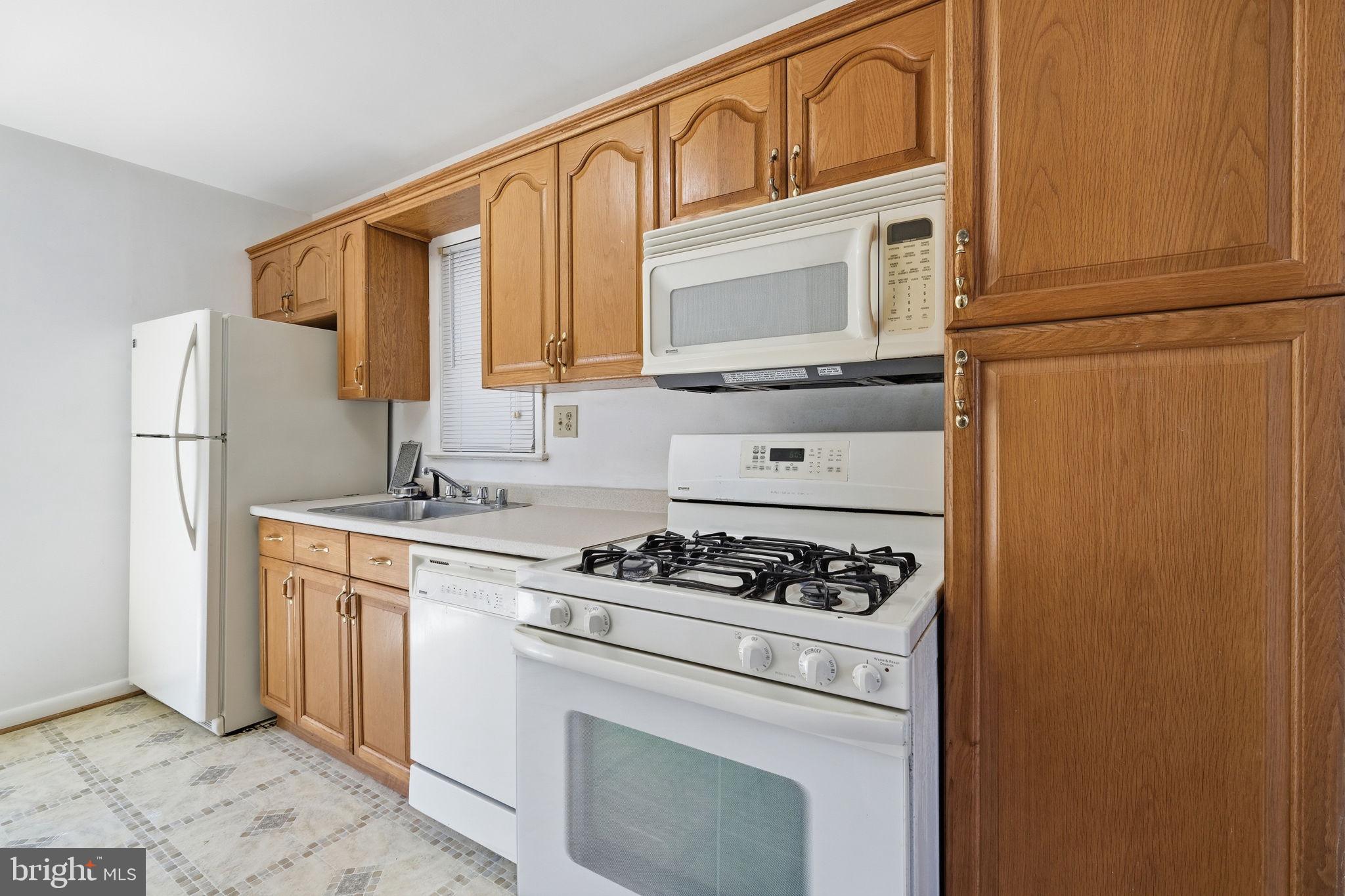 HYNESBORO PARK - Residential