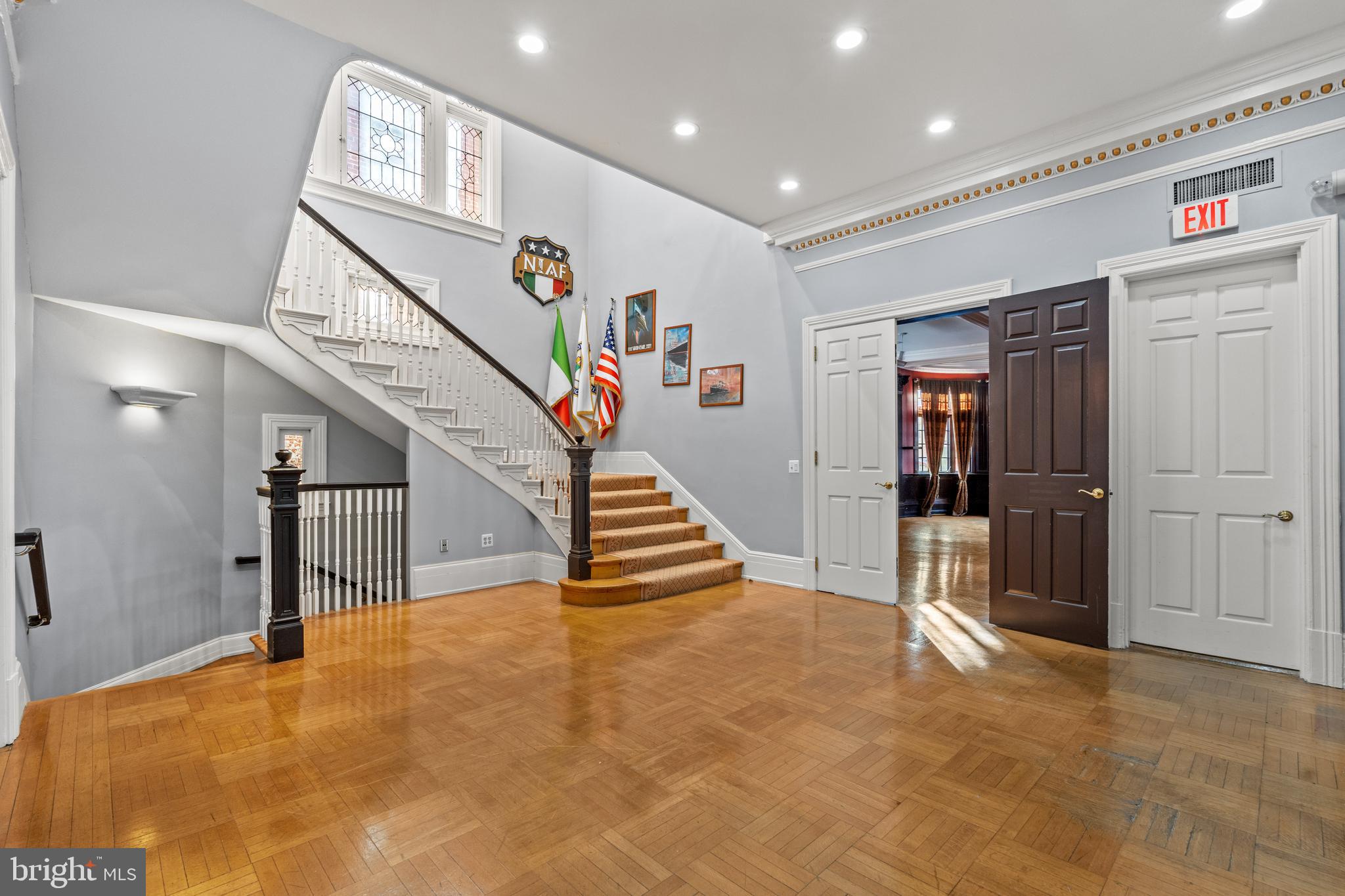 DUPONT CIRCLE - Residential