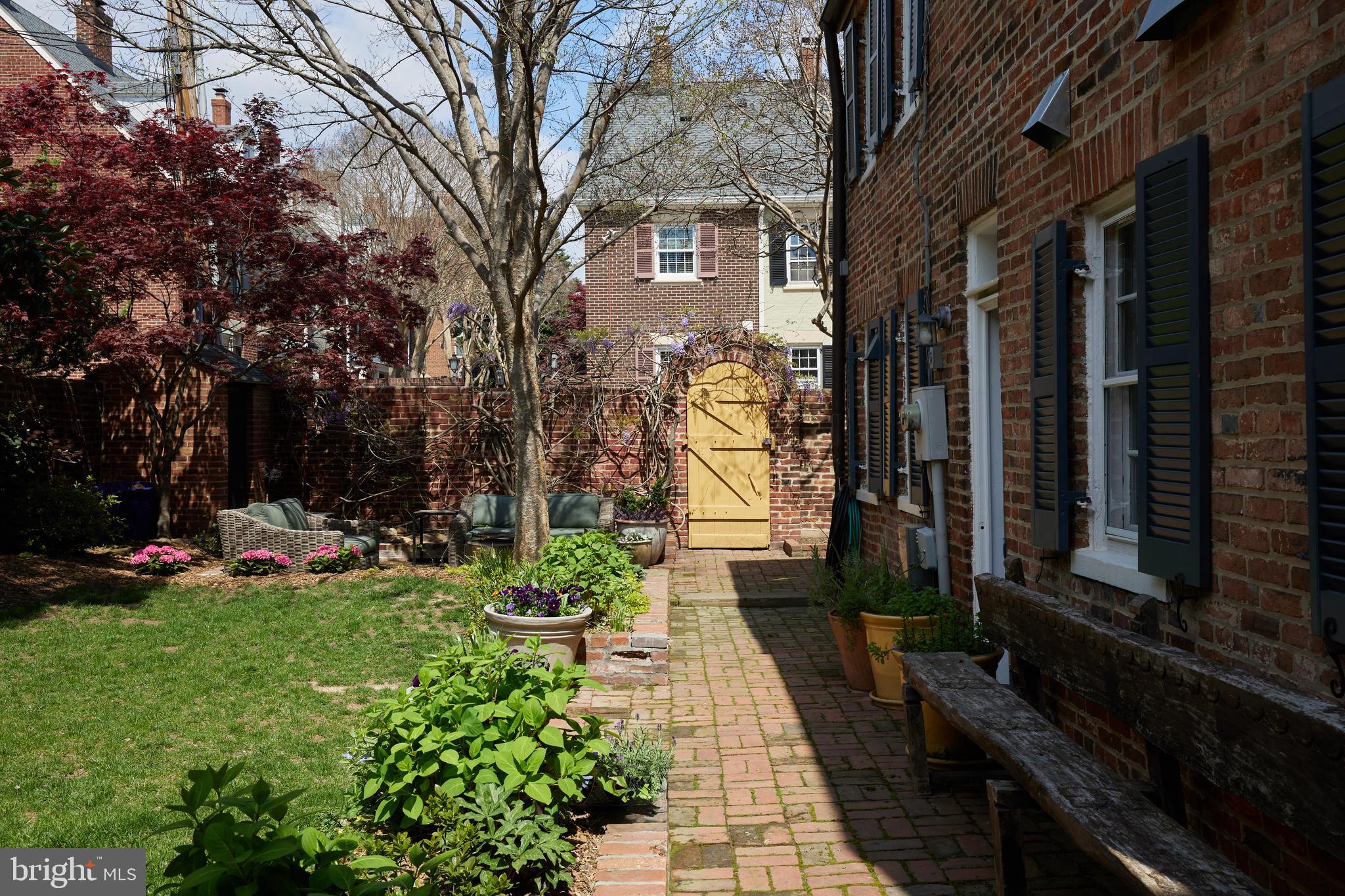 OLD TOWN - Residential