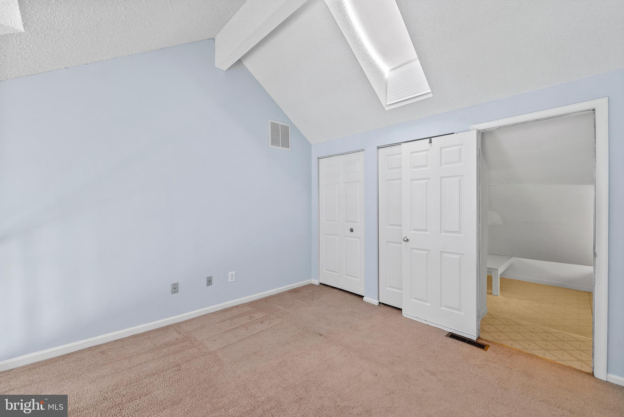 PINECREST - Residential Lease