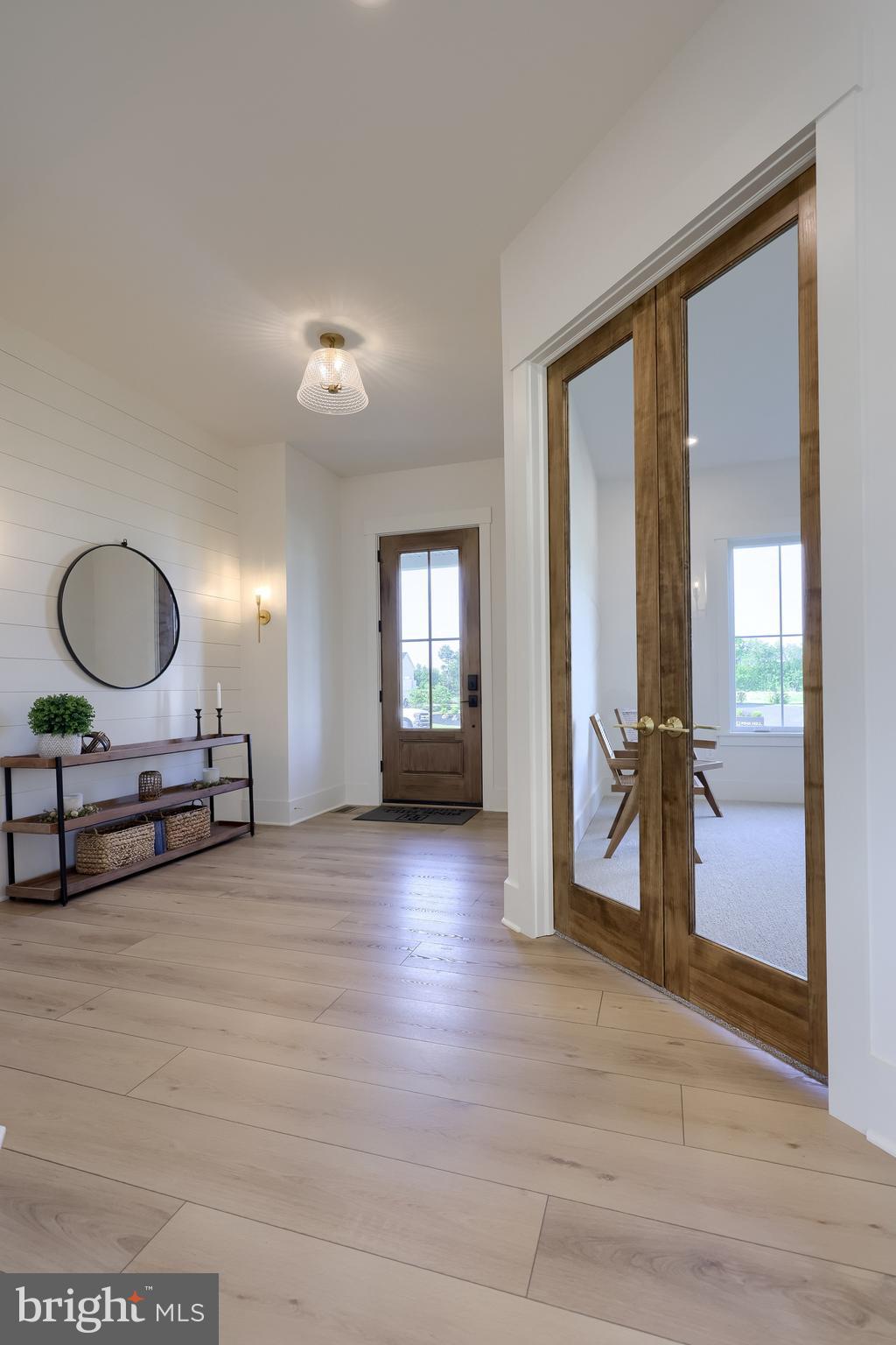 PINEBROOKE - Residential